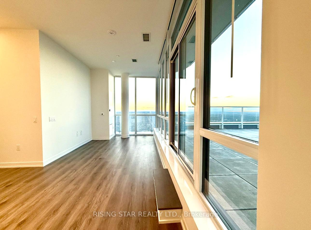Photo 18 of Unit PH-105, 225 Commerce Street, Vaughan, Vaughan Corporate Centre — HOMEH