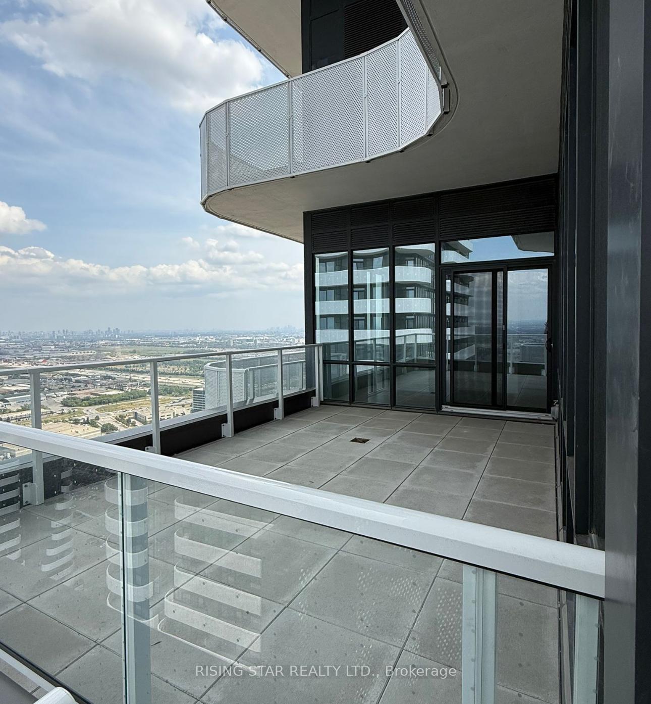 Photo 31 of Unit PH-105, 225 Commerce Street, Vaughan, Vaughan Corporate Centre — HOMEH
