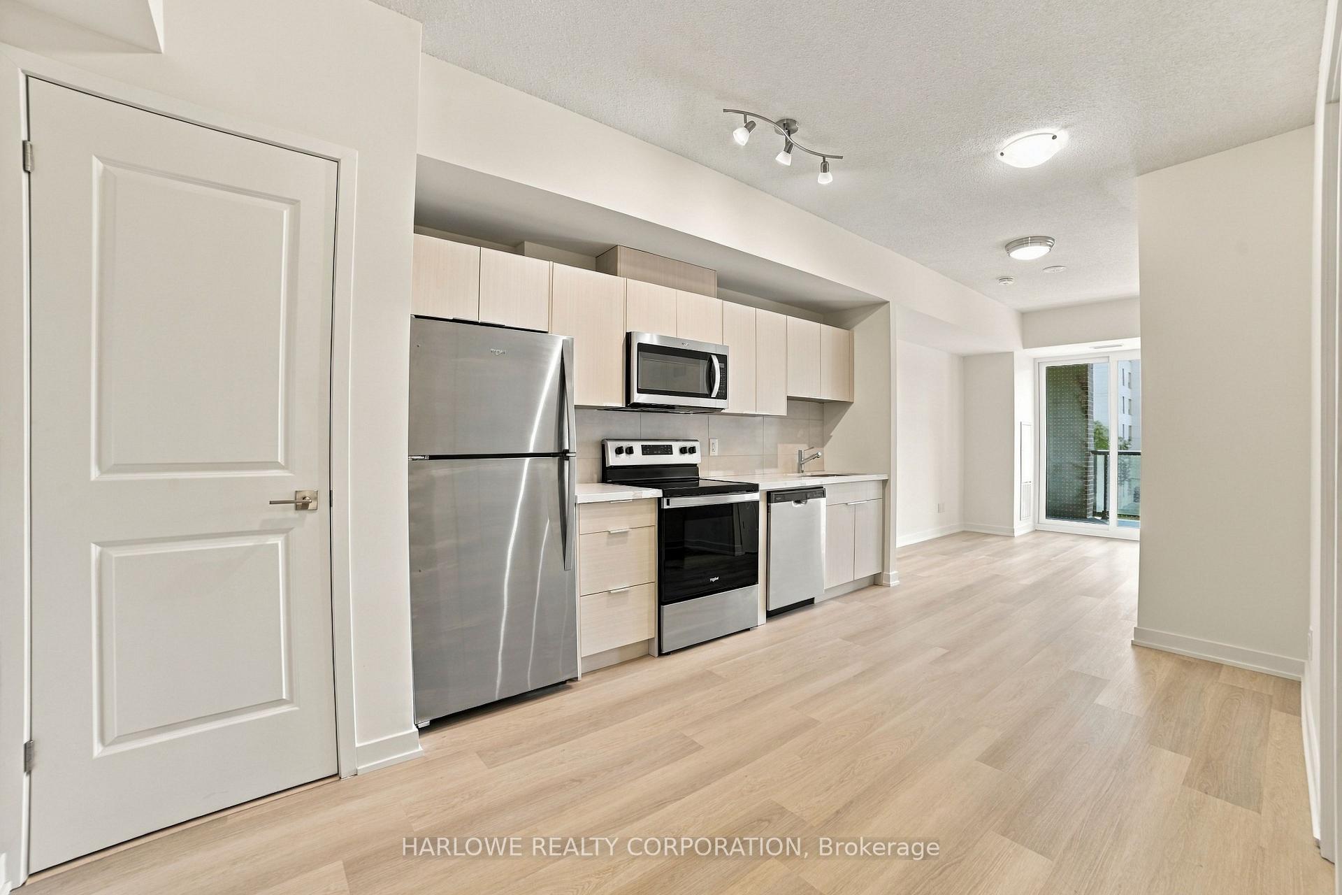 Photo 2 of Unit 206, 2825 Jane Street, North York, Glenfield-Jane Heights — HOMEH