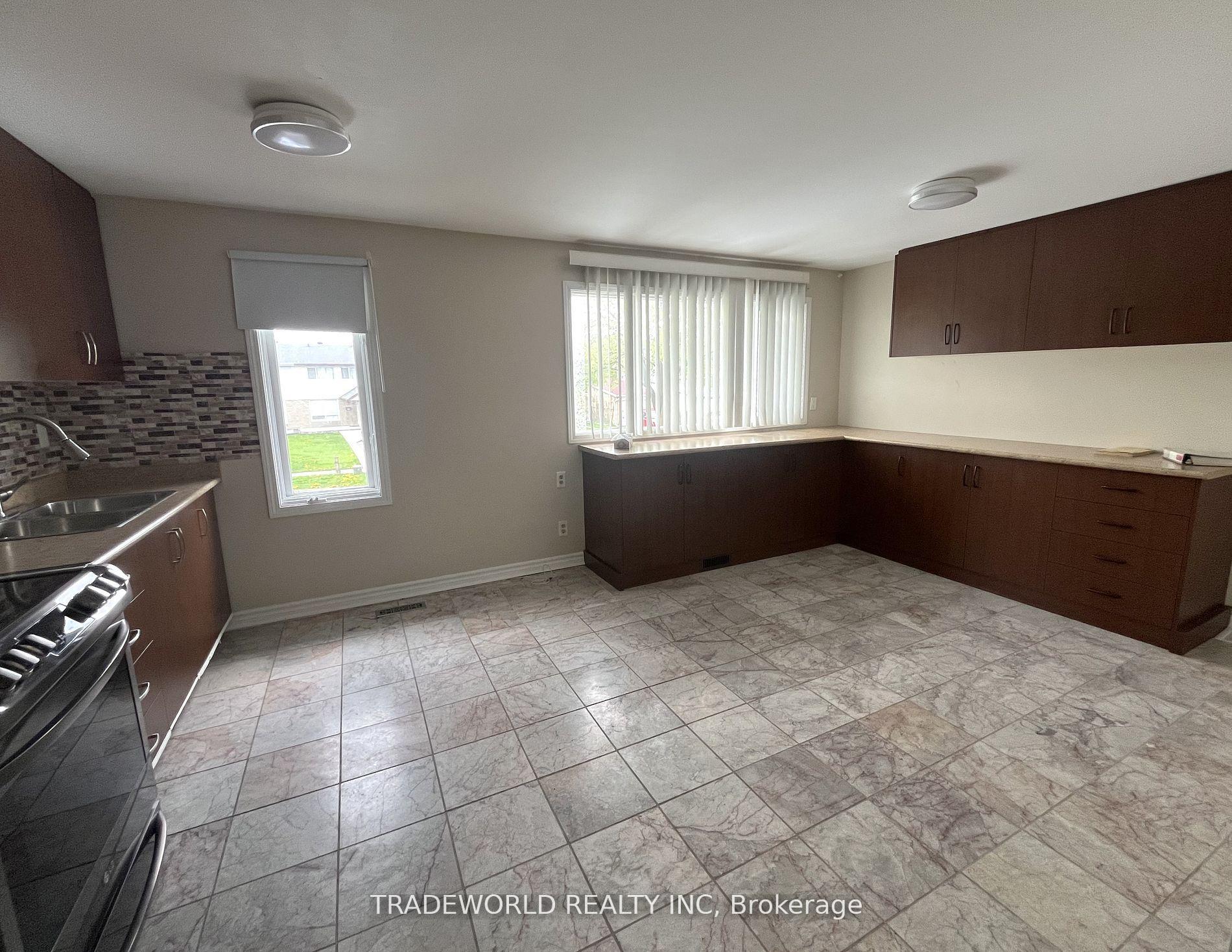 Photo 15 of 7465 Bybrook Drive, Mississauga, Malton — HOMEH