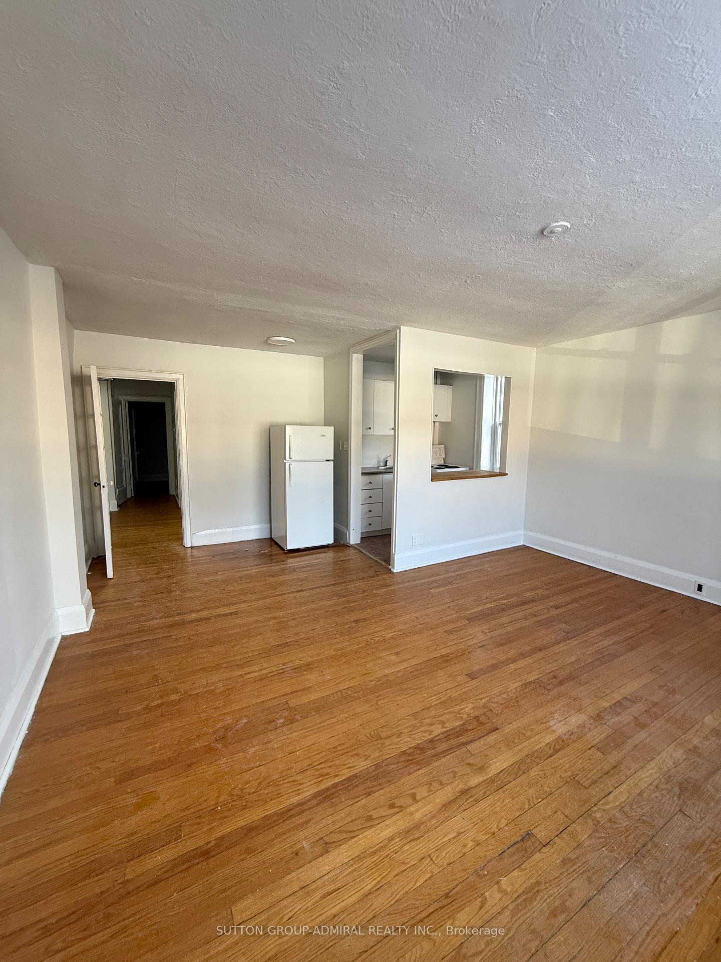 Photo 4 of Unit 6, 464 Spadina Road, Toronto, Forest Hill South — HOMEH