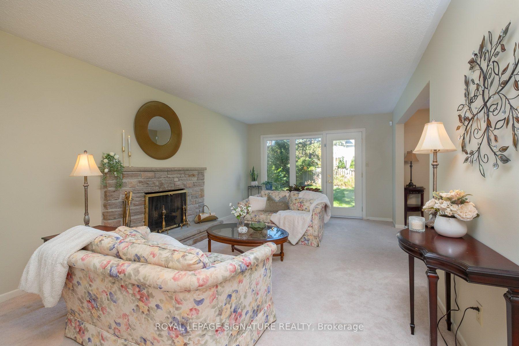 Photo 4 of 85 Pebblehill Square, Scarborough, Agincourt North — HOMEH