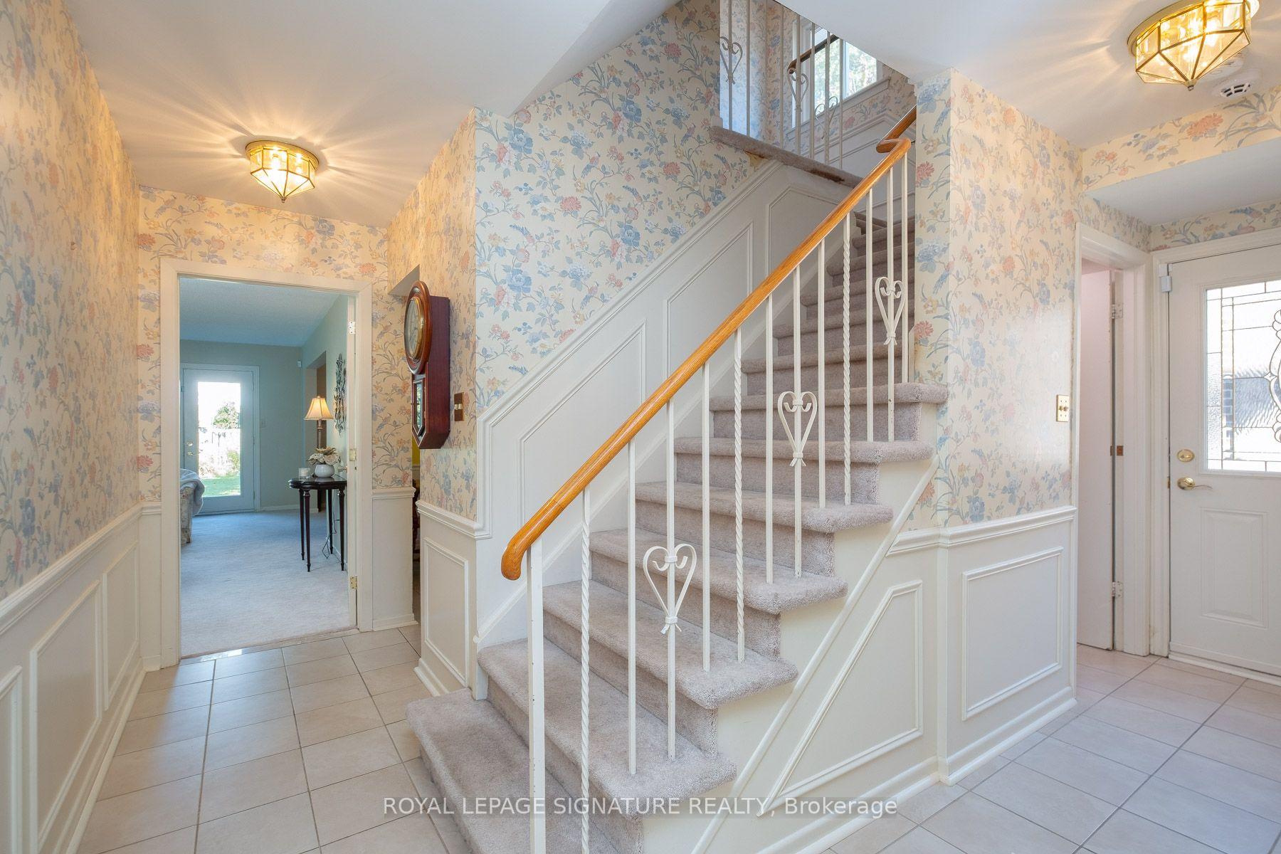Photo 11 of 85 Pebblehill Square, Scarborough, Agincourt North — HOMEH