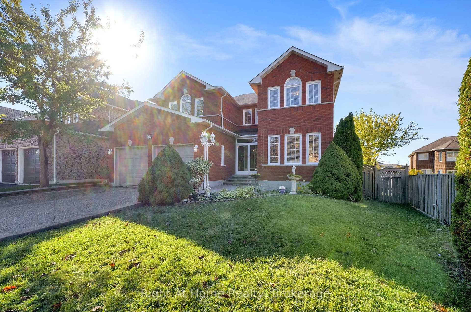 Photo 2 of 47 Welsh Street, Ajax, Central West — HOMEH
