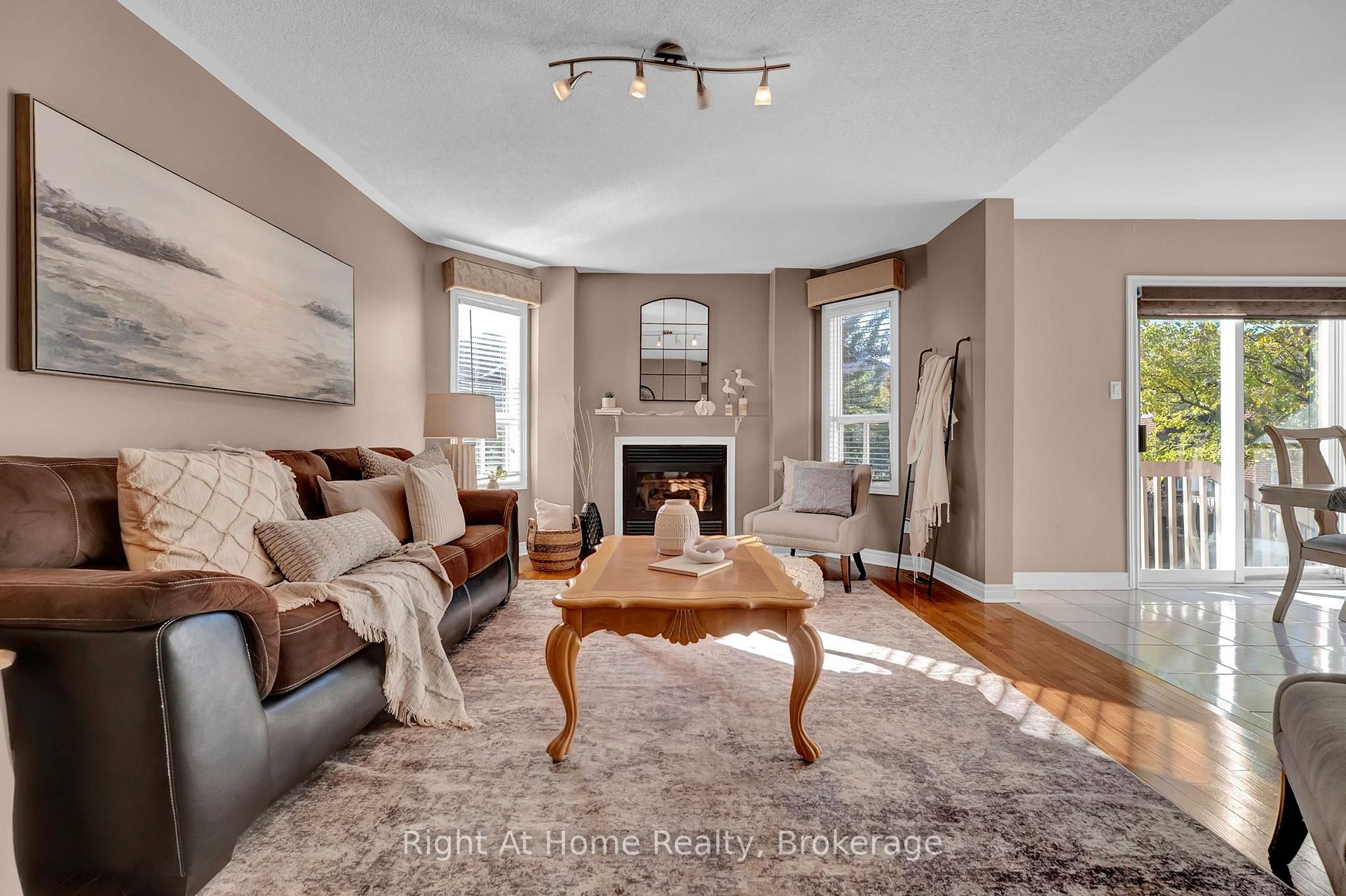Photo 6 of 47 Welsh Street, Ajax, Central West — HOMEH