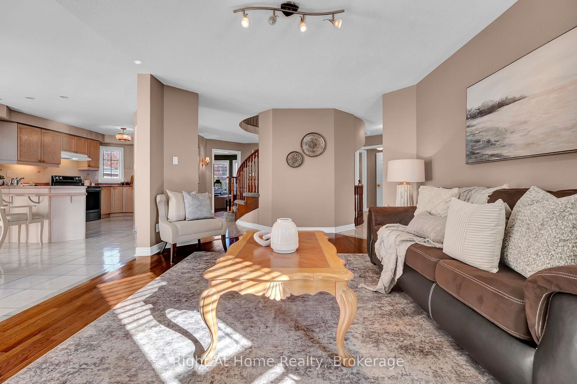 Photo 9 of 47 Welsh Street, Ajax, Central West — HOMEH