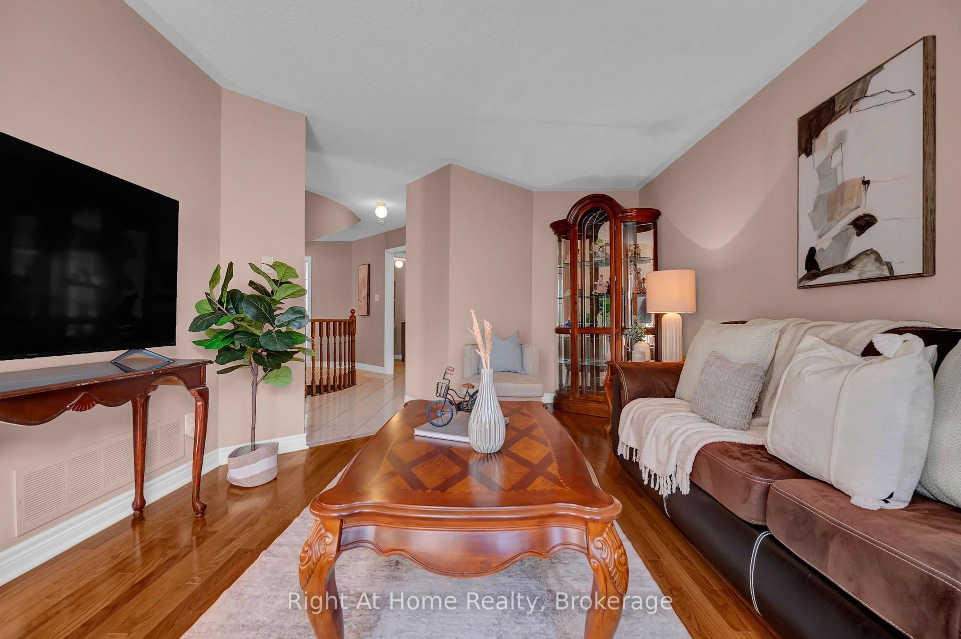 Photo 20 of 47 Welsh Street, Ajax, Central West — HOMEH