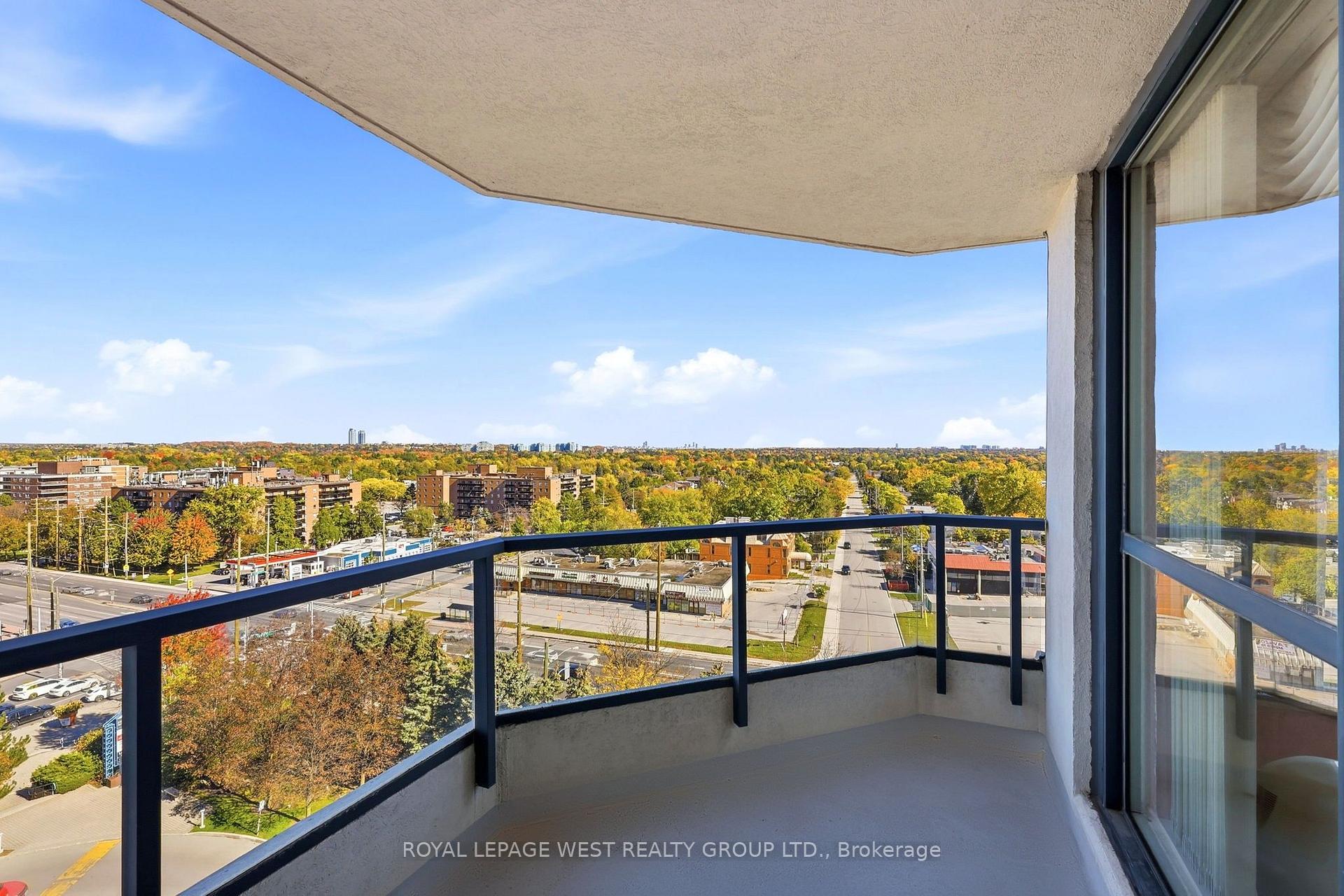 Photo 12 of Unit 940, 7300 Yonge Street, Vaughan, Crestwood-Springfarm-Yorkhill — HOMEH