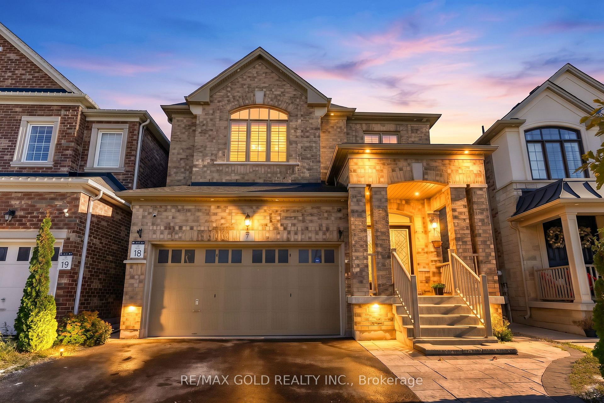 Photo 3 of 7 Vetch Street, Brampton, Bram West — HOMEH