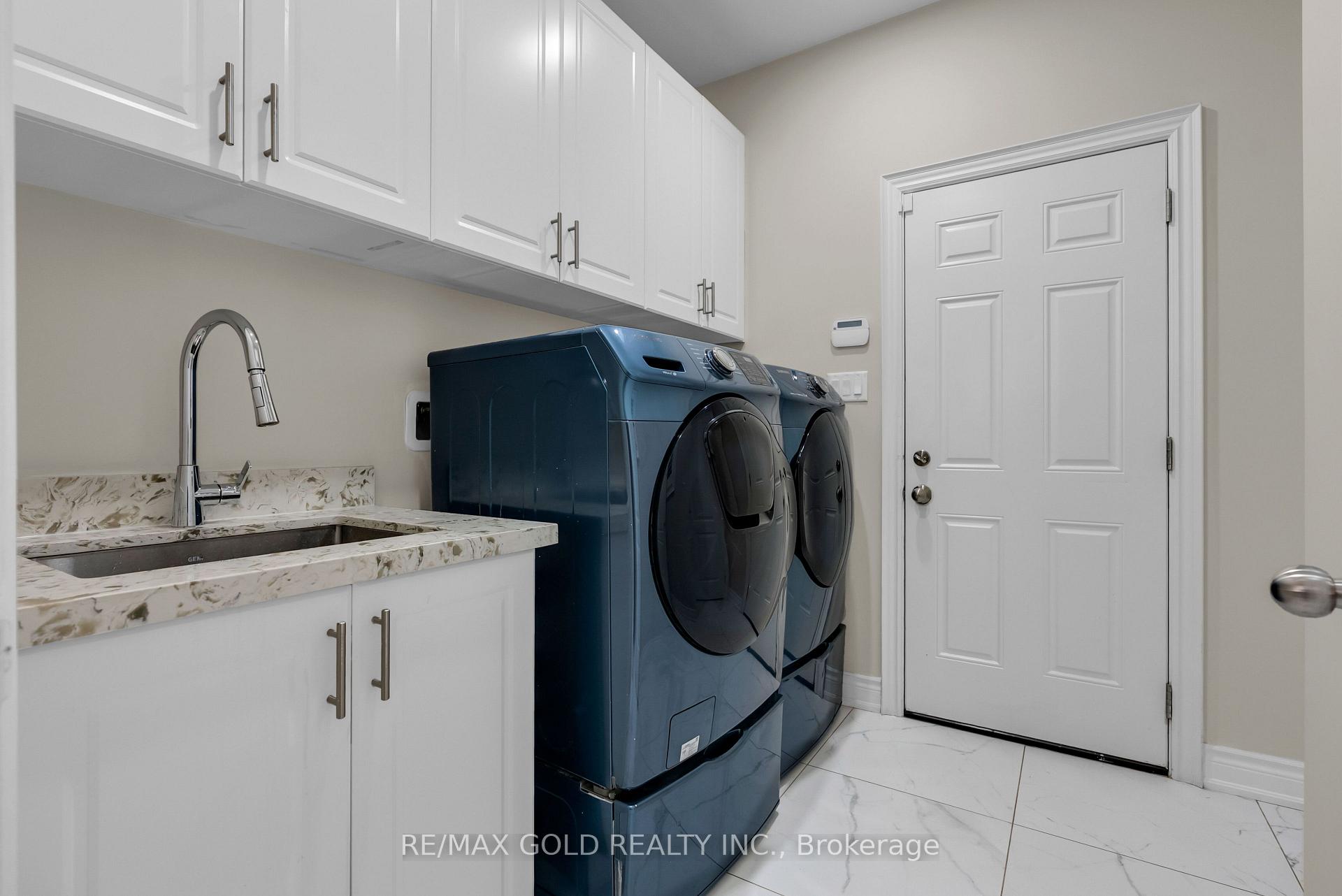 Photo 21 of 7 Vetch Street, Brampton, Bram West — HOMEH