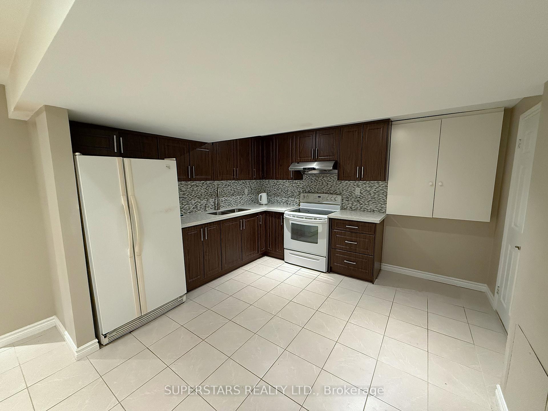 Photo 3 of Unit Bsmt, 28 Quantum Street, Markham, Middlefield — HOMEH