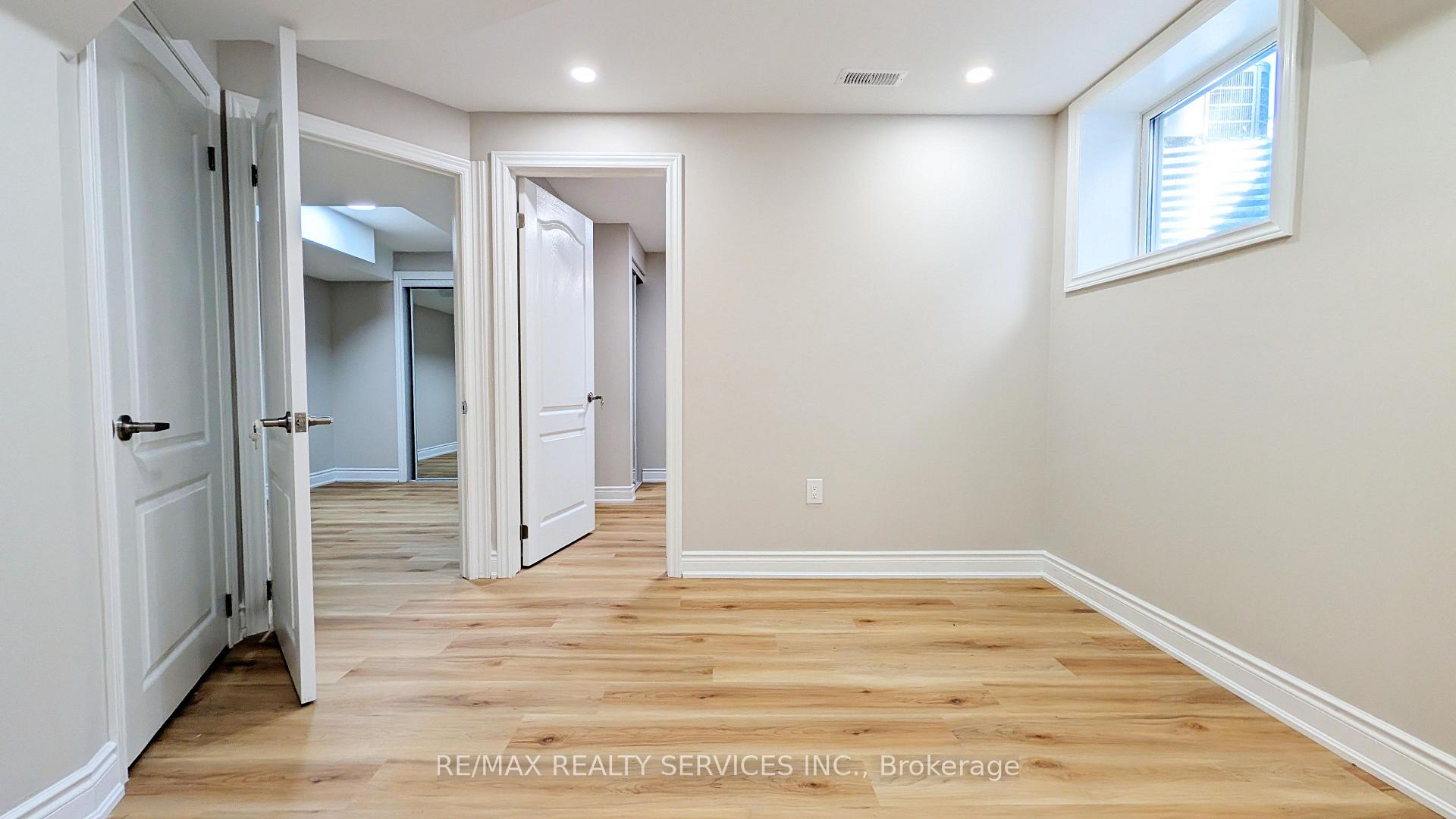 Photo 10 of Unit BASMENT, 21 Keelson Street, Welland, Dain City — HOMEH