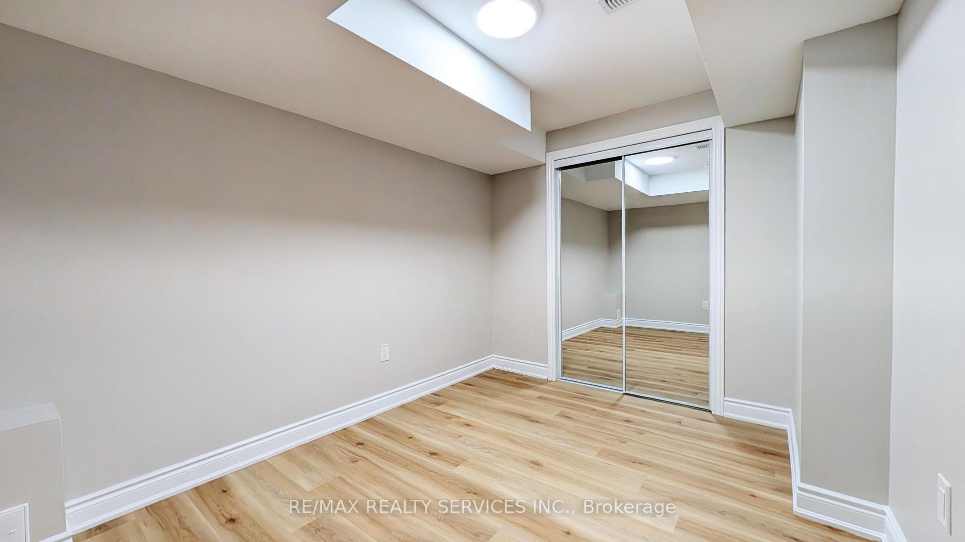 Photo 14 of Unit BASMENT, 21 Keelson Street, Welland, Dain City — HOMEH