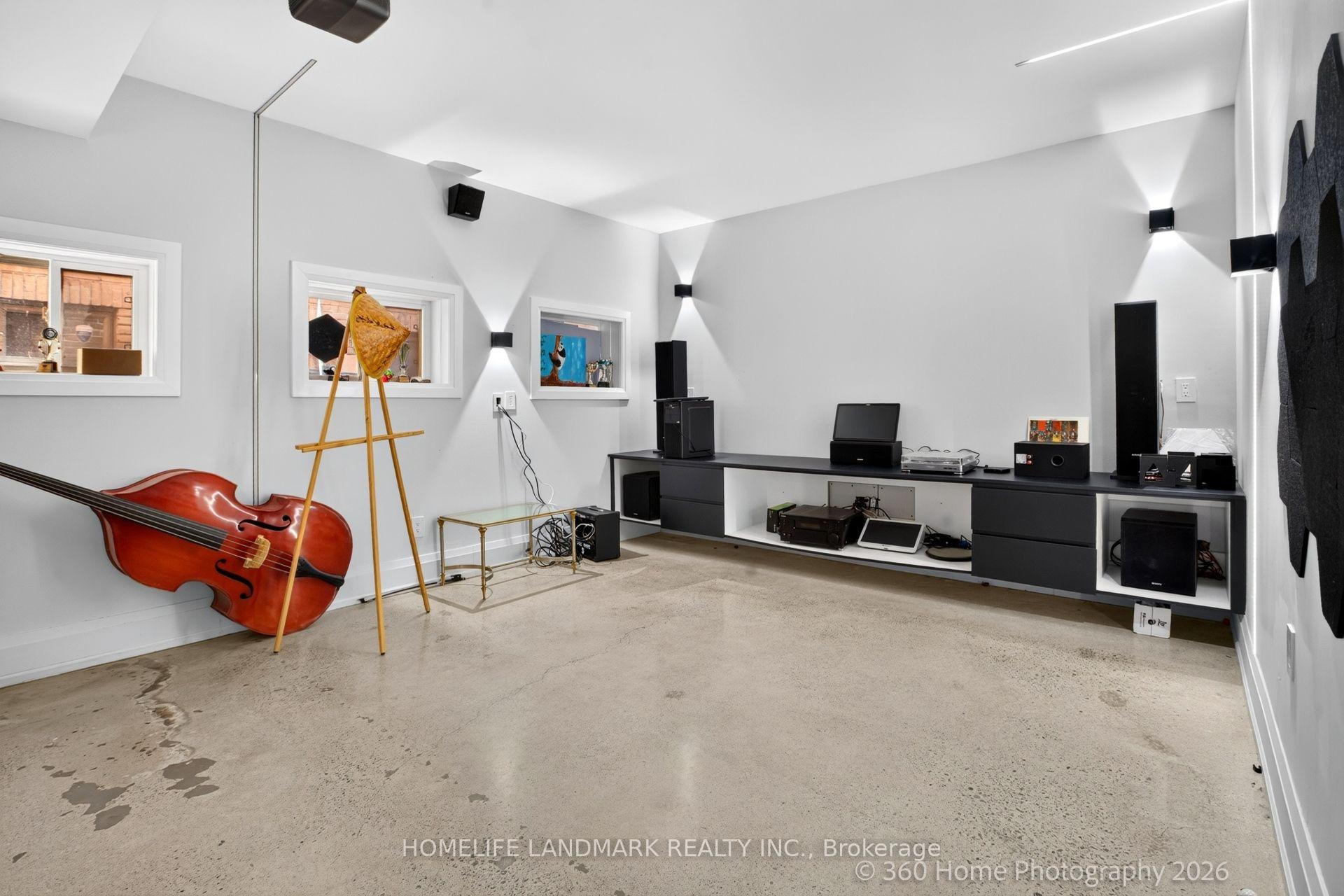 Photo 32 of 83 Stormont Avenue, Toronto, Bedford Park-Nortown — HOMEH