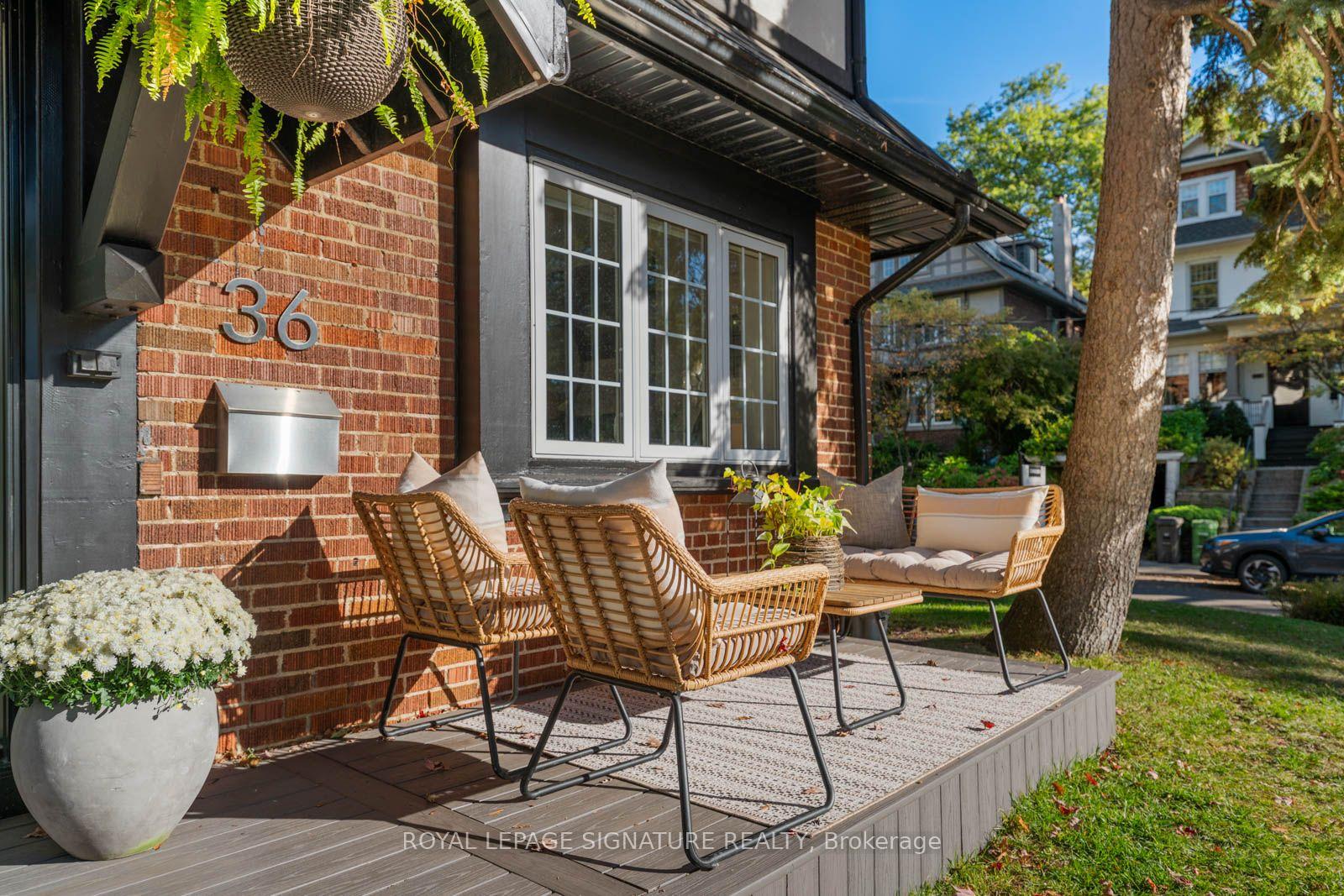 Photo 3 of 36 Duart Park Road, Toronto, The Beaches — HOMEH