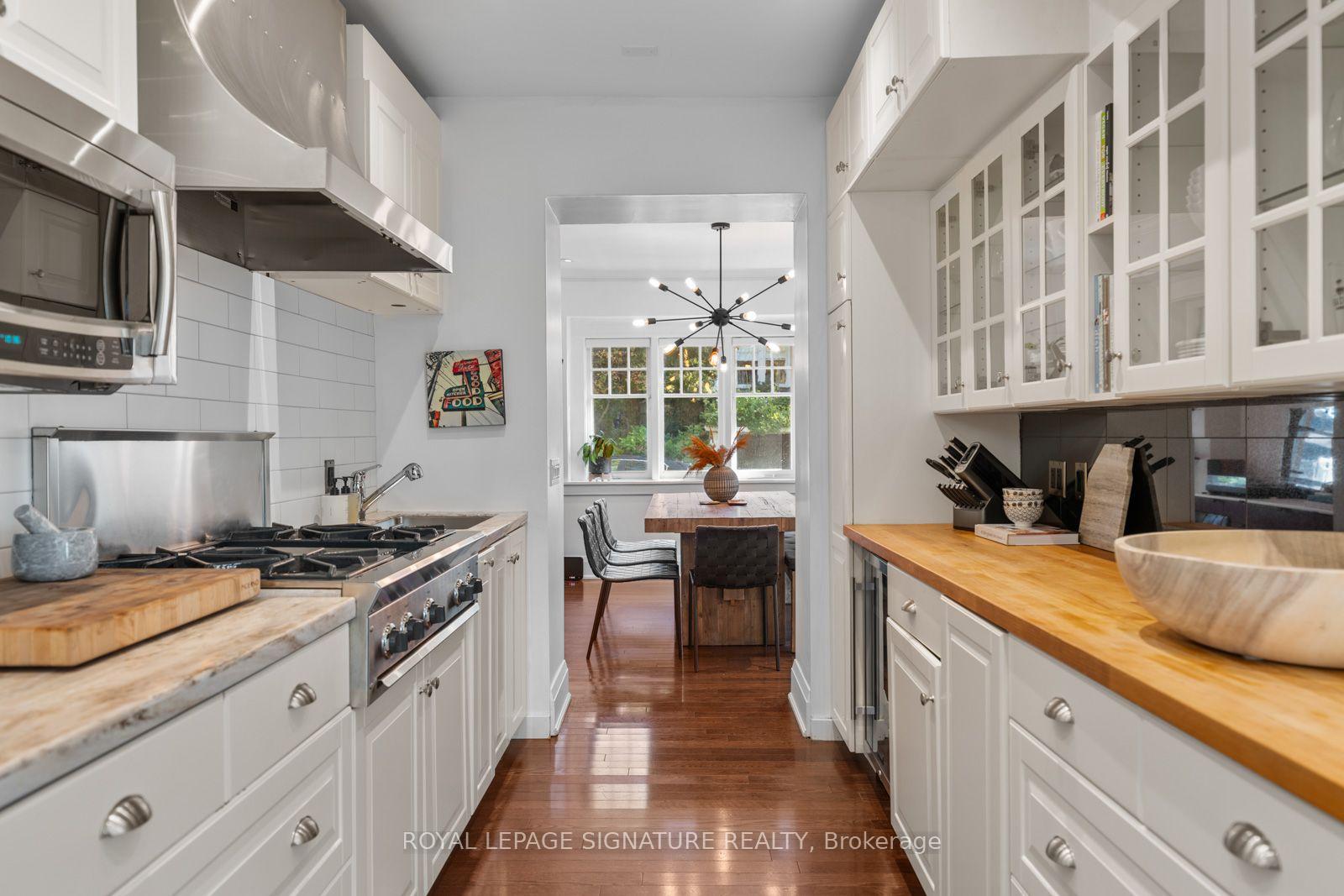 Photo 20 of 36 Duart Park Road, Toronto, The Beaches — HOMEH