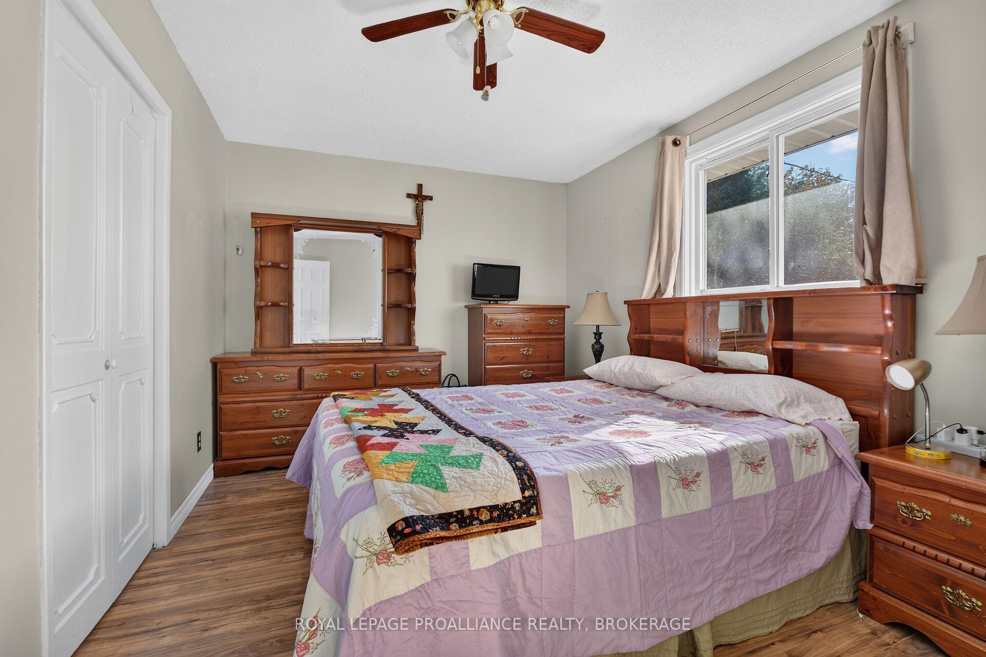 Photo 12 of 464 Henrietta Street, Gananoque, Gananoque — HOMEH