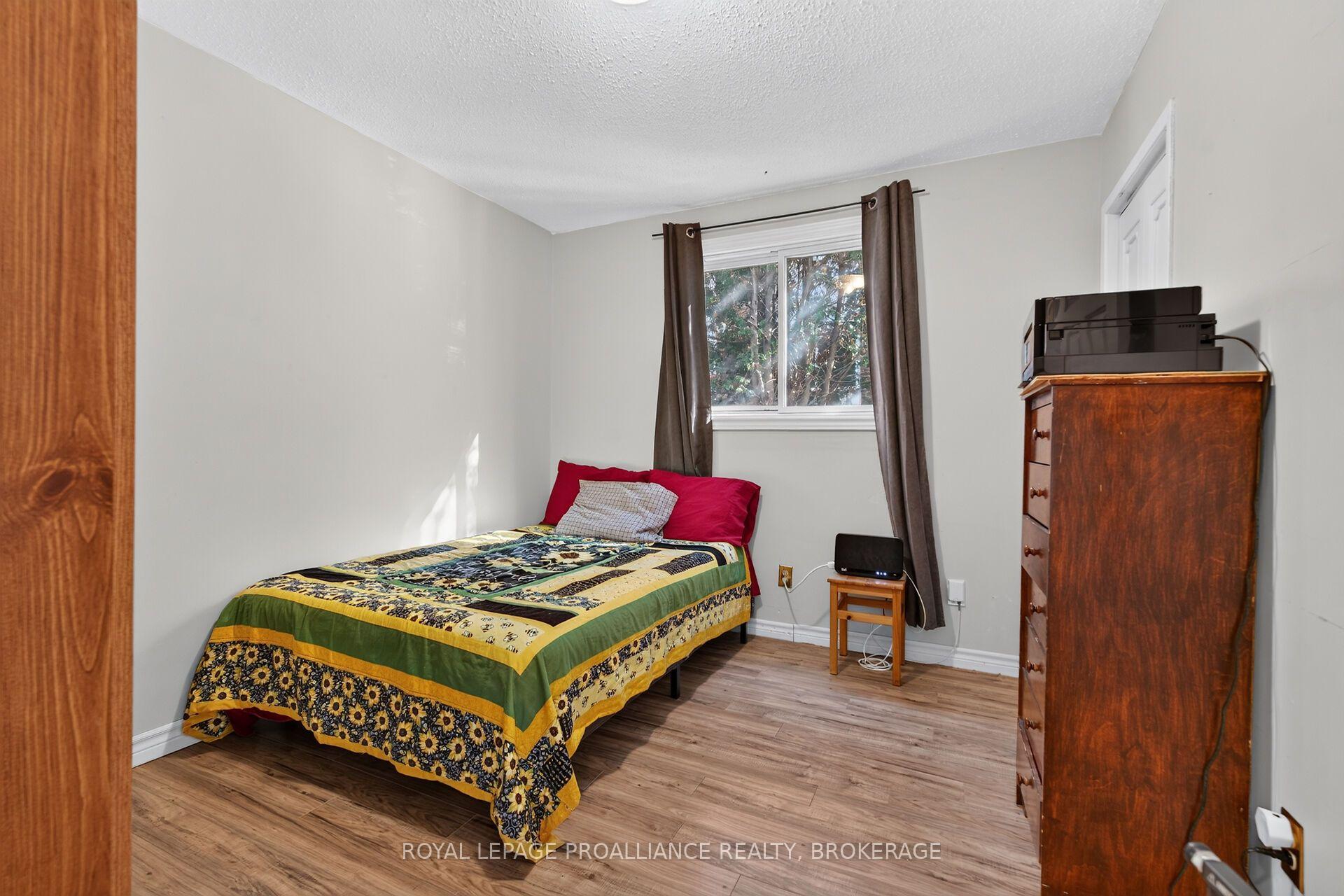 Photo 16 of 464 Henrietta Street, Gananoque, Gananoque — HOMEH