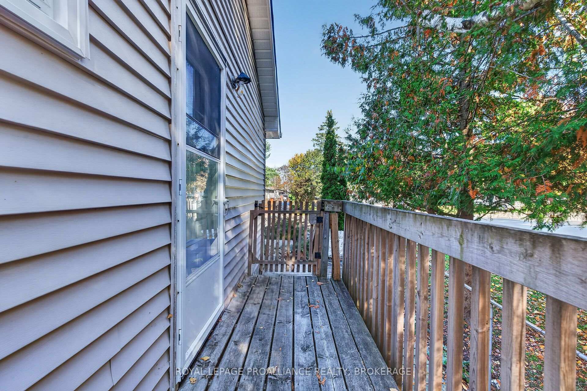 Photo 36 of 464 Henrietta Street, Gananoque, Gananoque — HOMEH
