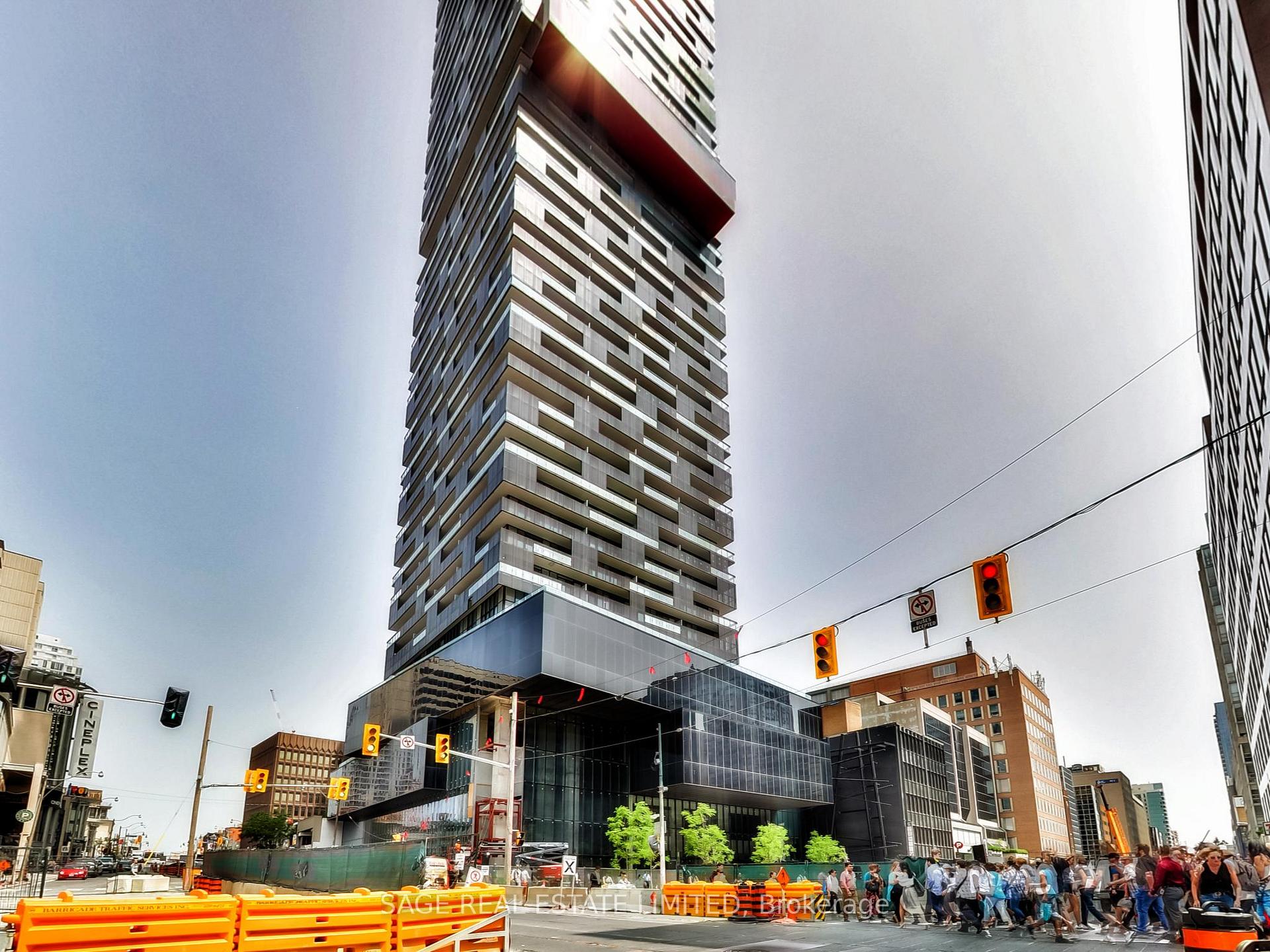 Photo 1 of Unit 5012, 8 Eglinton Avenue E, Toronto, Mount Pleasant West — HOMEH
