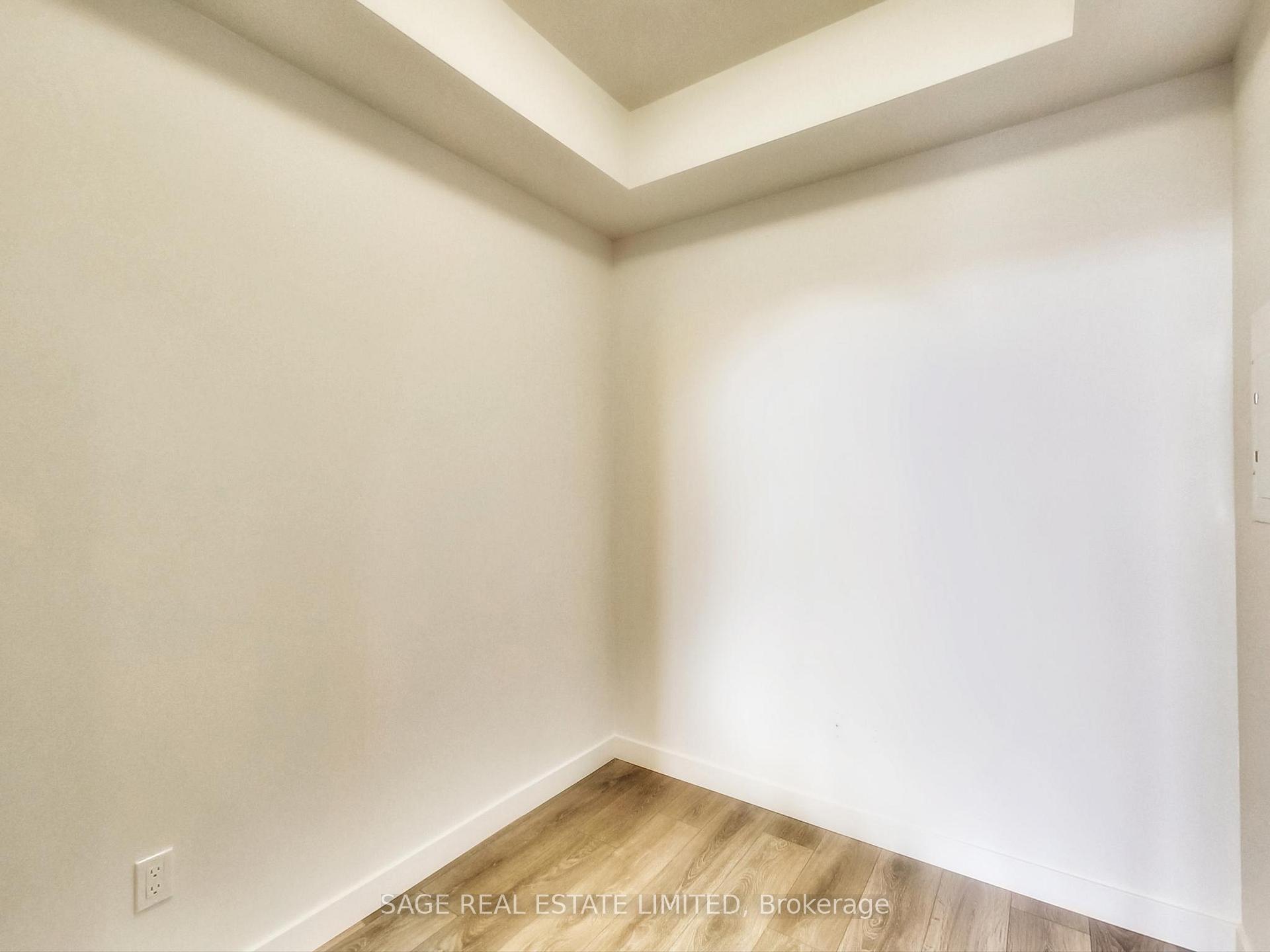 Photo 4 of Unit 5012, 8 Eglinton Avenue E, Toronto, Mount Pleasant West — HOMEH