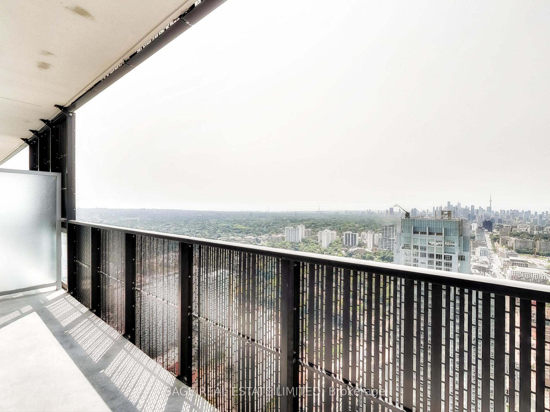 Photo 18 of Unit 5012, 8 Eglinton Avenue E, Toronto, Mount Pleasant West — HOMEH