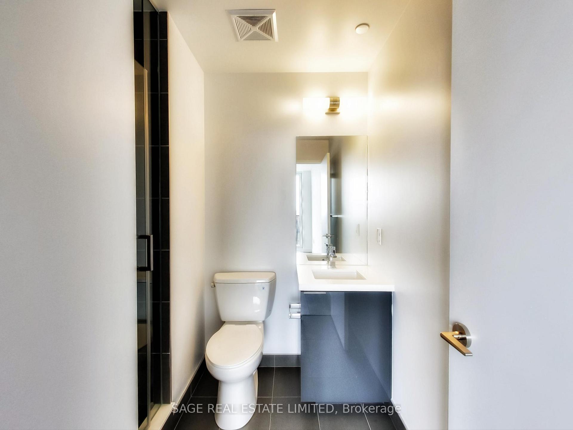 Photo 23 of Unit 5012, 8 Eglinton Avenue E, Toronto, Mount Pleasant West — HOMEH
