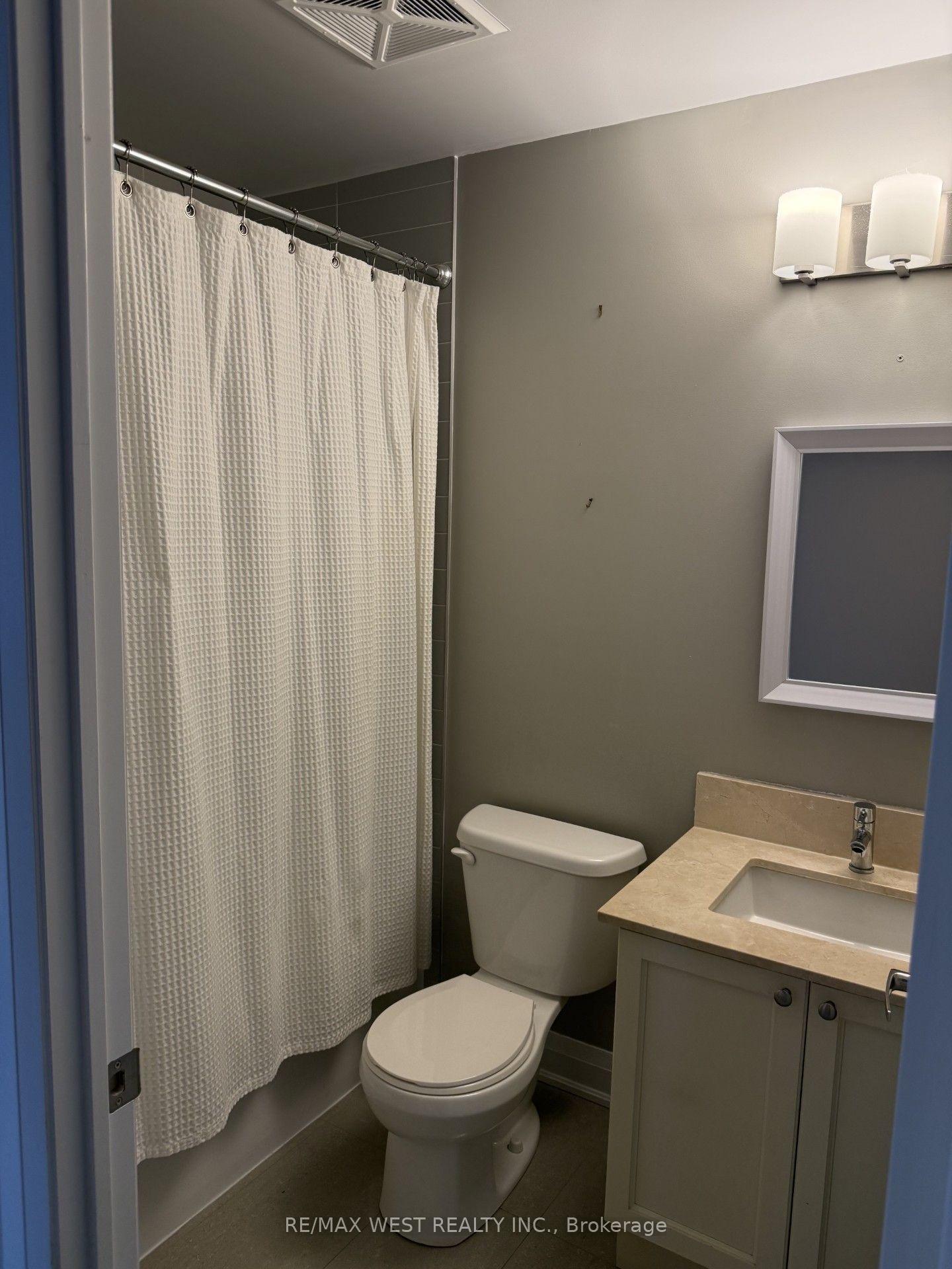 Photo 10 of Unit 217, 12 Woodstream Boulevard, Vaughan, Vaughan Grove — HOMEH