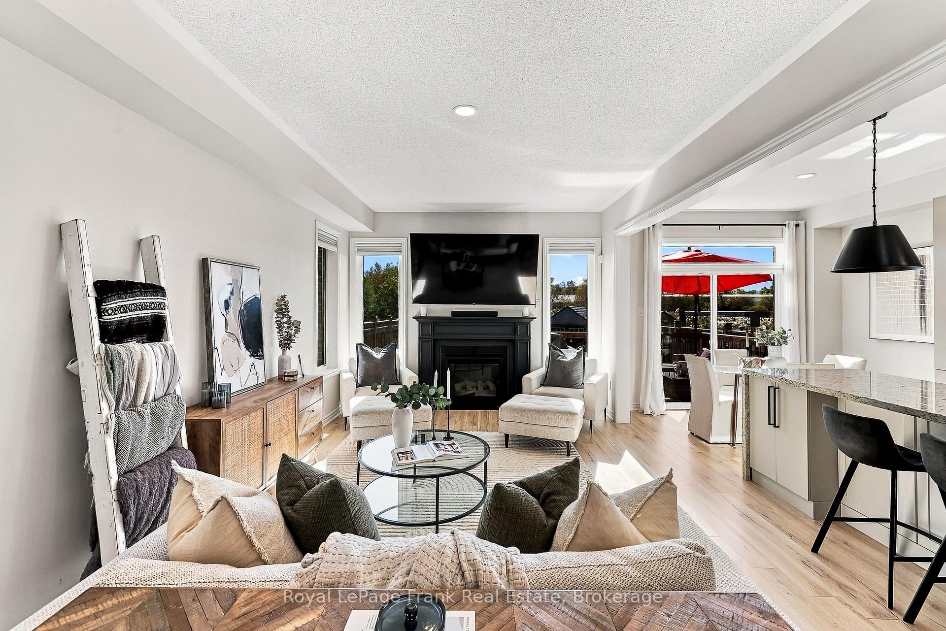 Photo 5 of 30 Doctor Archer Drive, Scugog, Port Perry — HOMEH