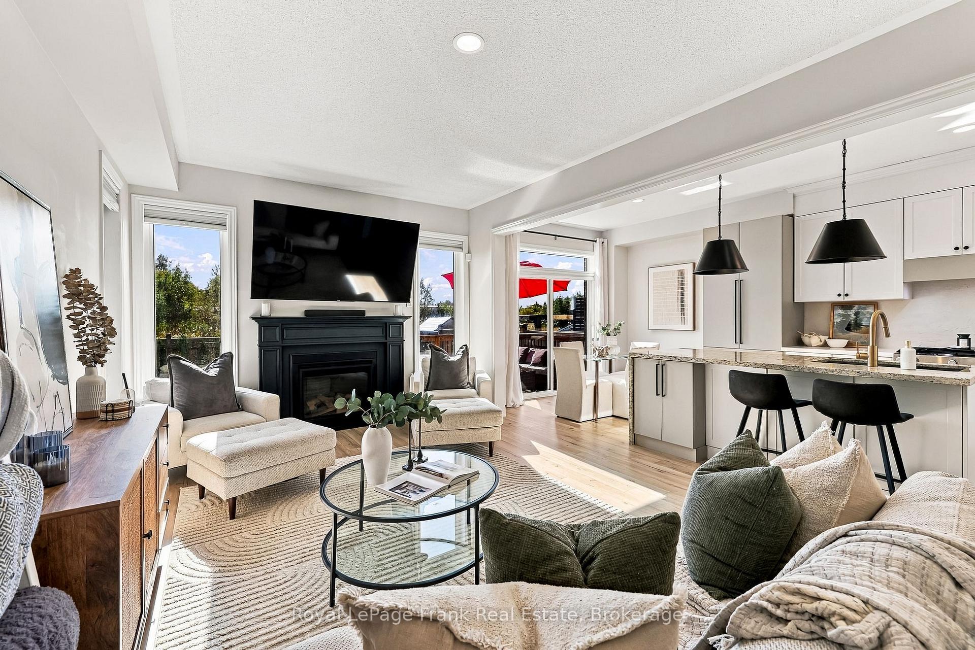 Photo 9 of 30 Doctor Archer Drive, Scugog, Port Perry — HOMEH