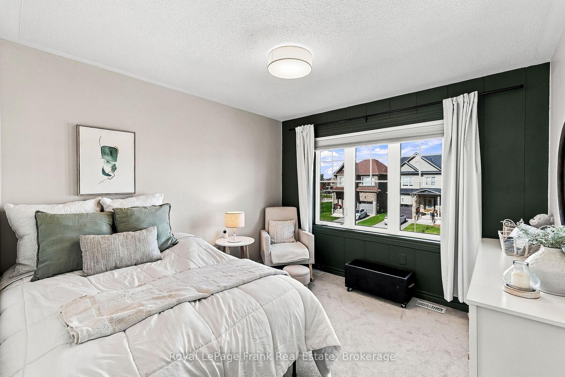 Photo 17 of 30 Doctor Archer Drive, Scugog, Port Perry — HOMEH
