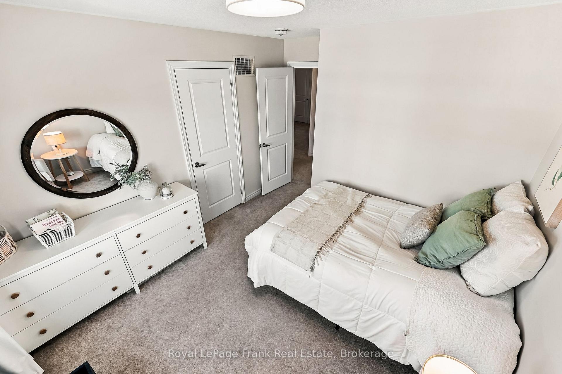 Photo 18 of 30 Doctor Archer Drive, Scugog, Port Perry — HOMEH