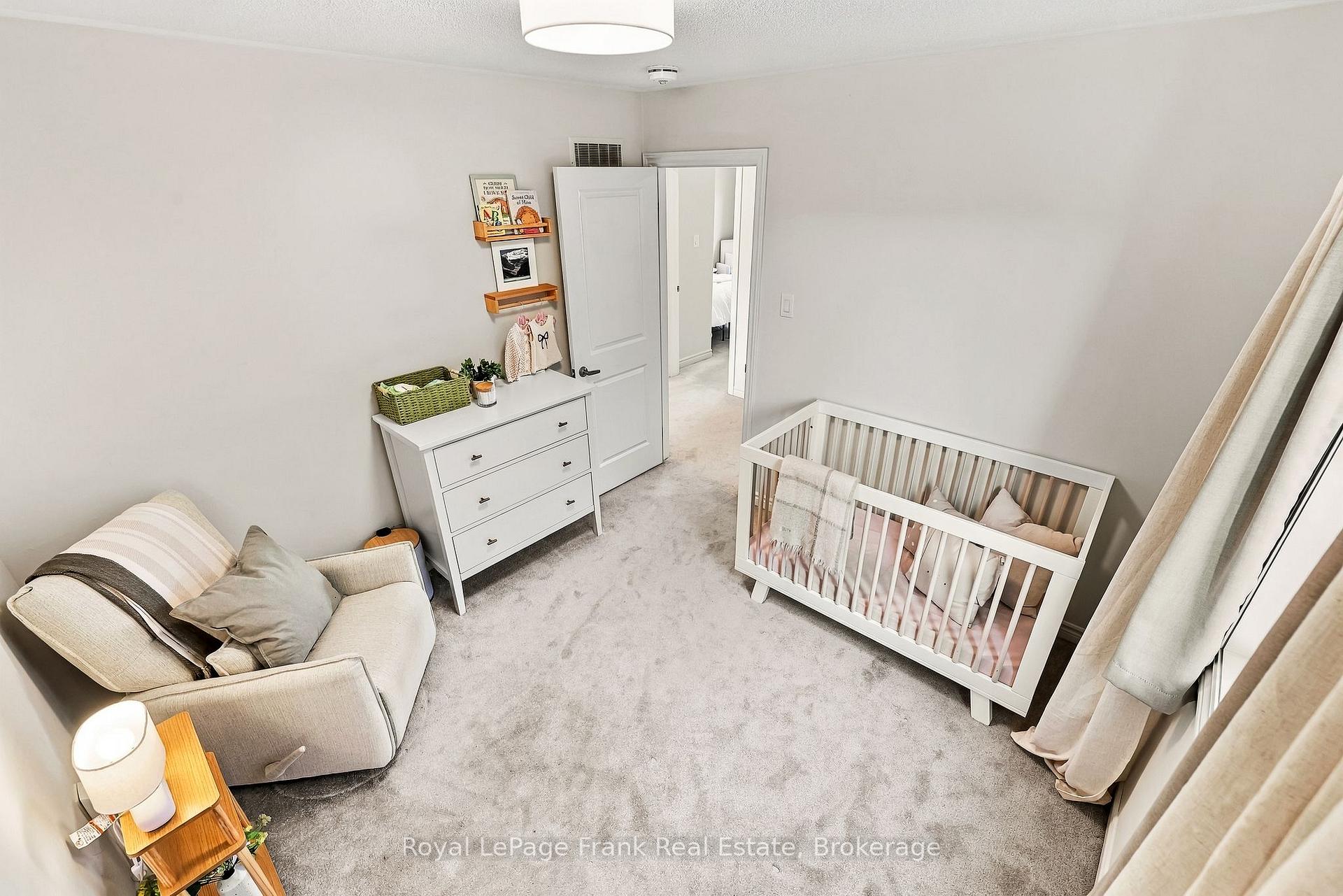 Photo 20 of 30 Doctor Archer Drive, Scugog, Port Perry — HOMEH