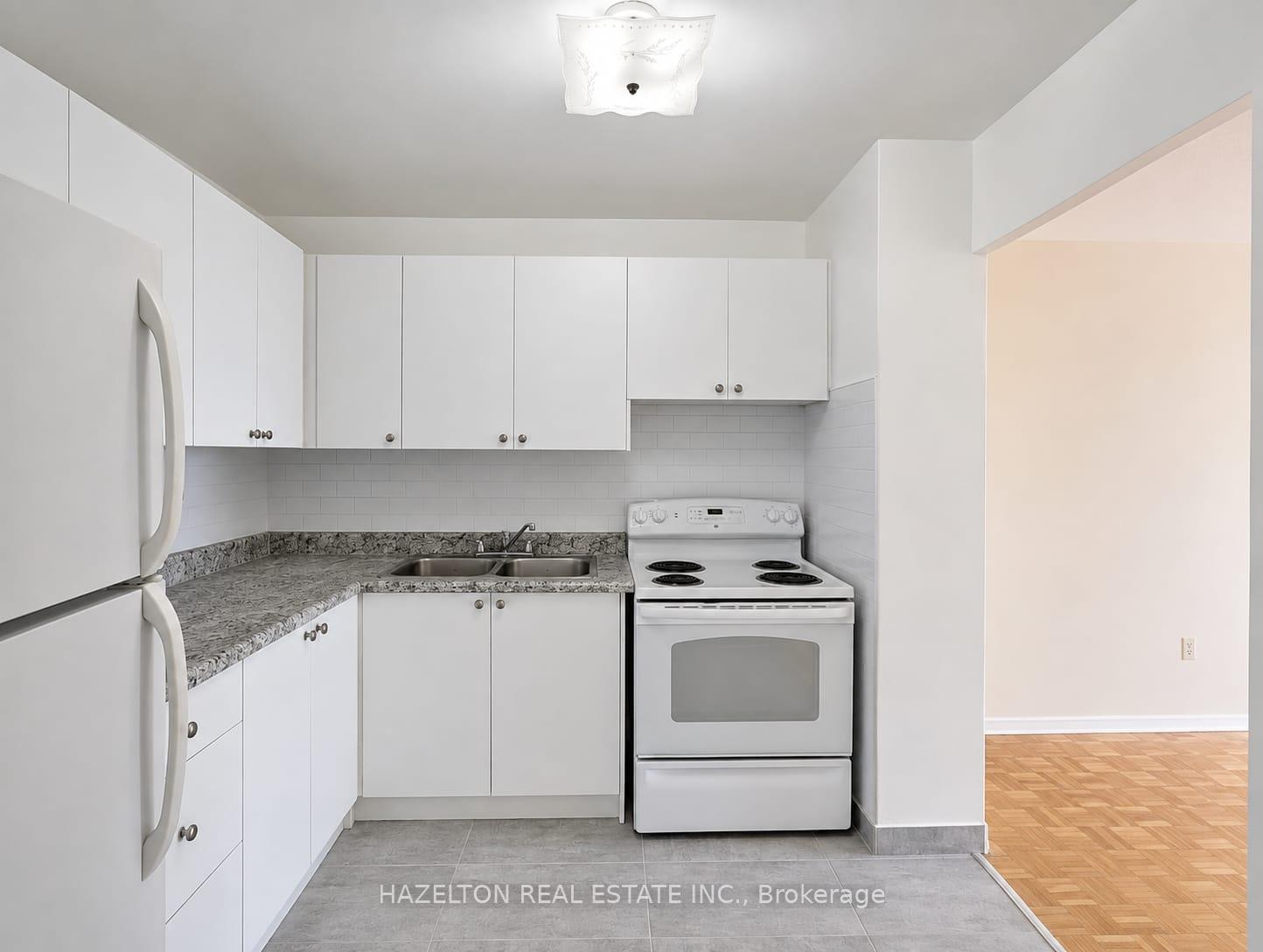 Photo 21 of Unit 704, 1665 Bloor Street E, Mississauga, Applewood — HOMEH
