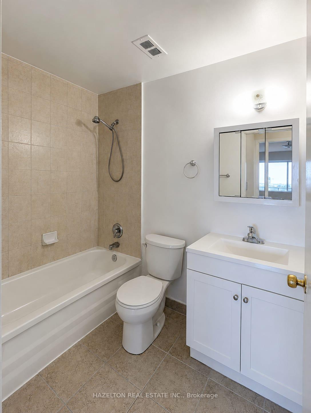 Photo 29 of Unit 704, 1665 Bloor Street E, Mississauga, Applewood — HOMEH