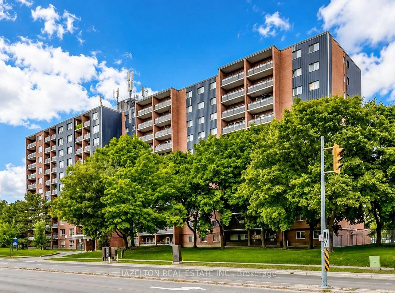 Photo 38 of Unit 704, 1665 Bloor Street E, Mississauga, Applewood — HOMEH
