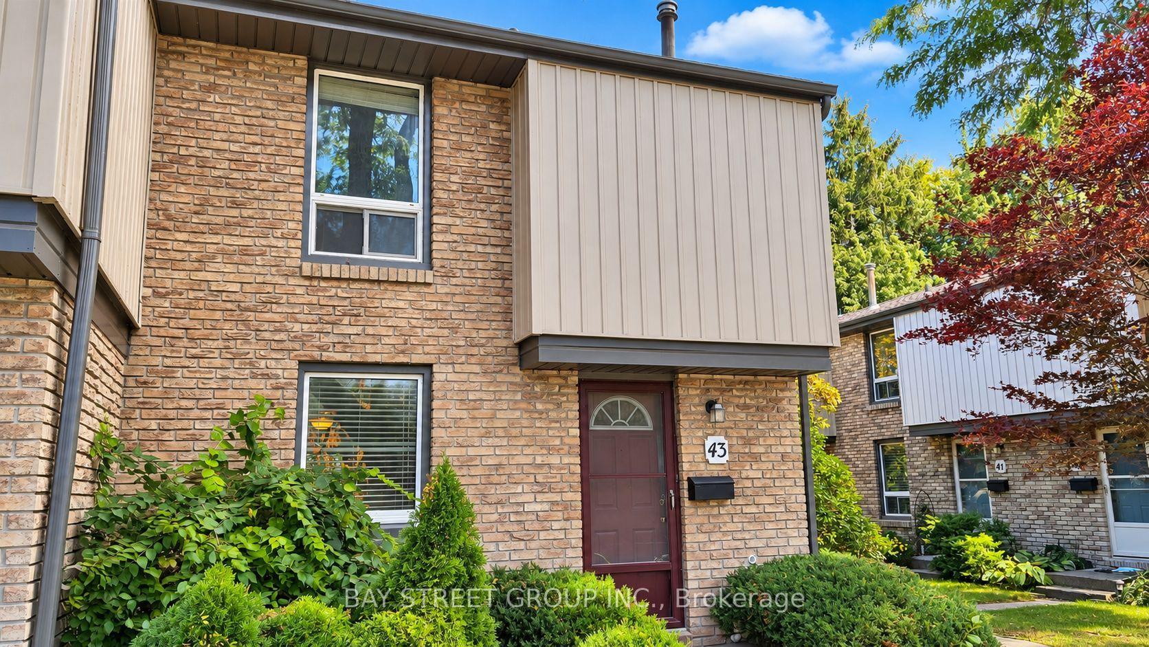Photo 2 of Unit 43, 302 Vine Street, St. Catharines, Carlton/Bunting — HOMEH