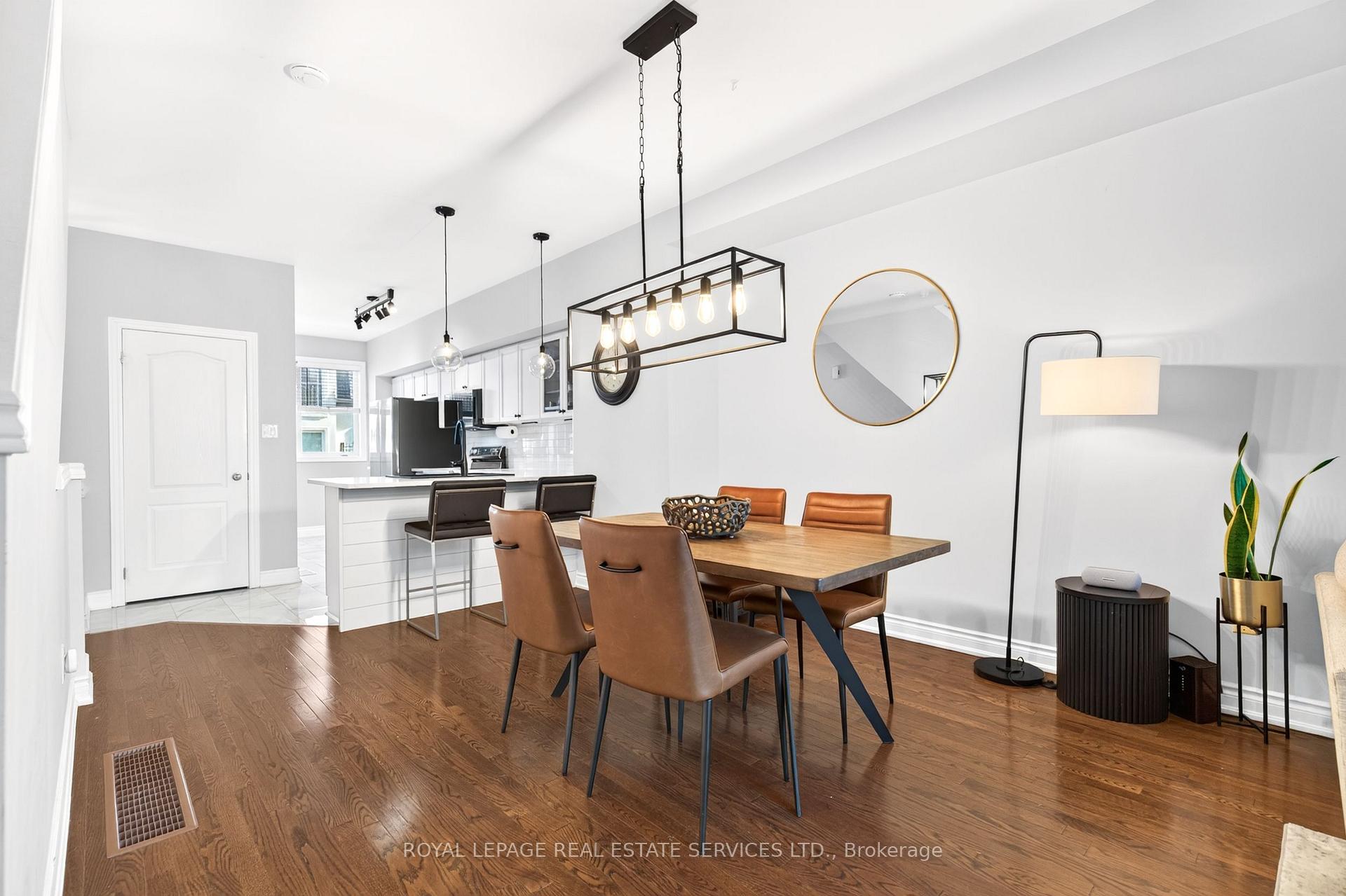 Photo 12 of 2453 Scholars Common Lane, Burlington, Mountainside — HOMEH