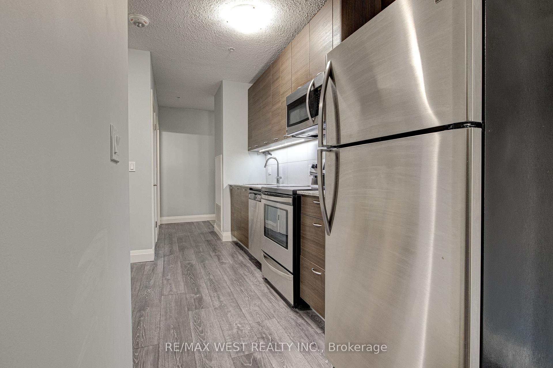 Photo 8 of Unit 215, 318 Spruce Street, Waterloo, Downtown Waterloo — HOMEH