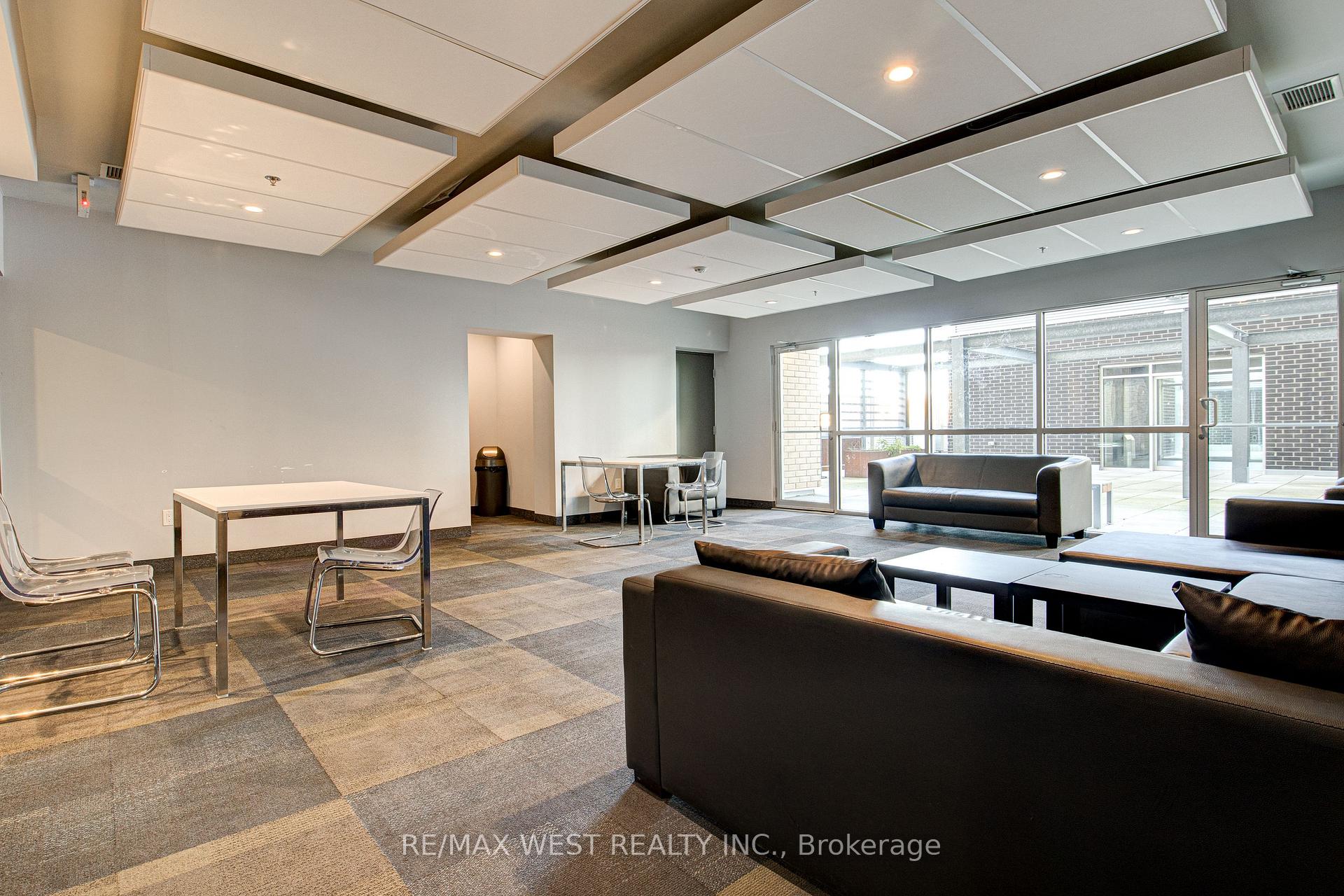 Photo 24 of Unit 215, 318 Spruce Street, Waterloo, Downtown Waterloo — HOMEH
