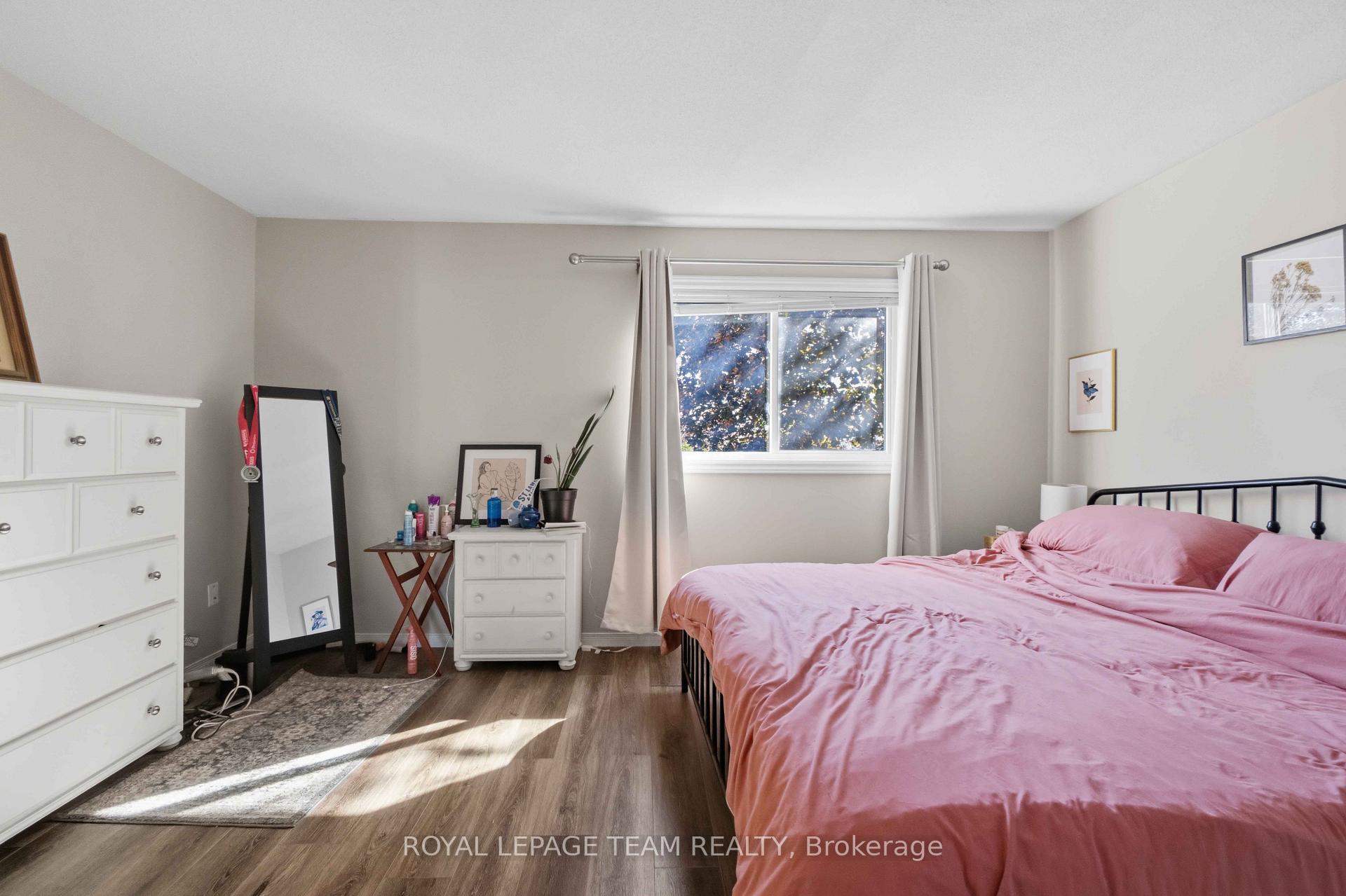Photo 12 of 62 Springwater Drive, Ottawa, Kanata - Bridlewood — HOMEH