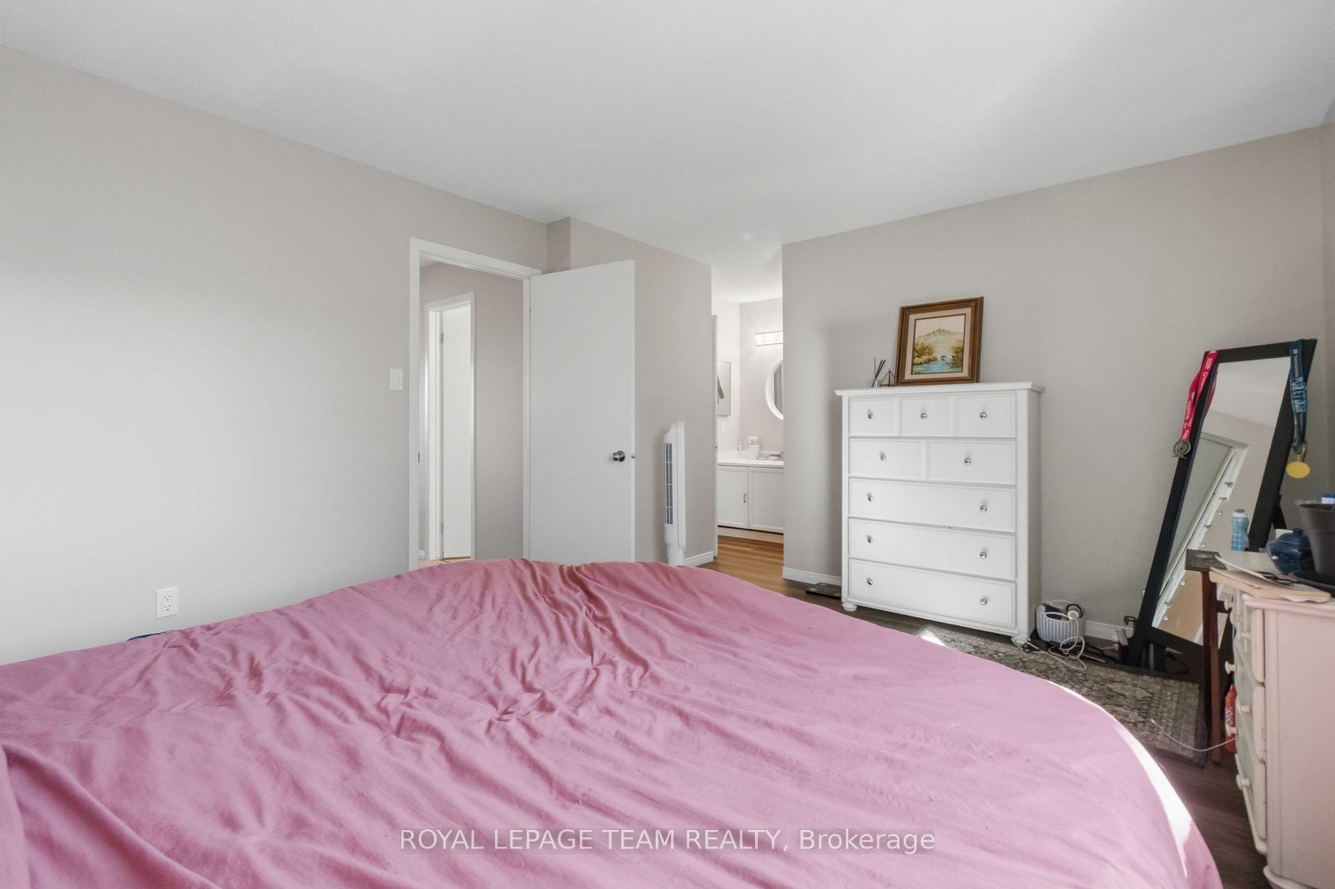 Photo 14 of 62 Springwater Drive, Ottawa, Kanata - Bridlewood — HOMEH