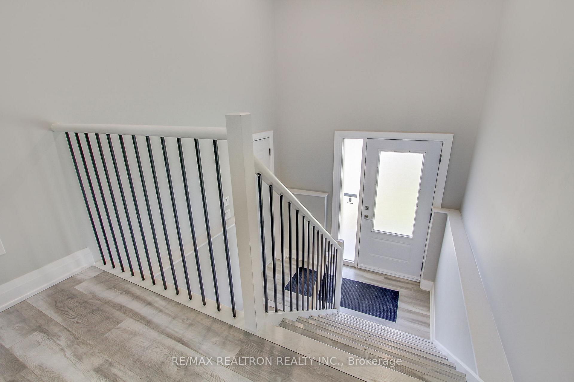 Photo 5 of 796 Rockaway Road, Georgina, Historic Lakeshore Communities — HOMEH