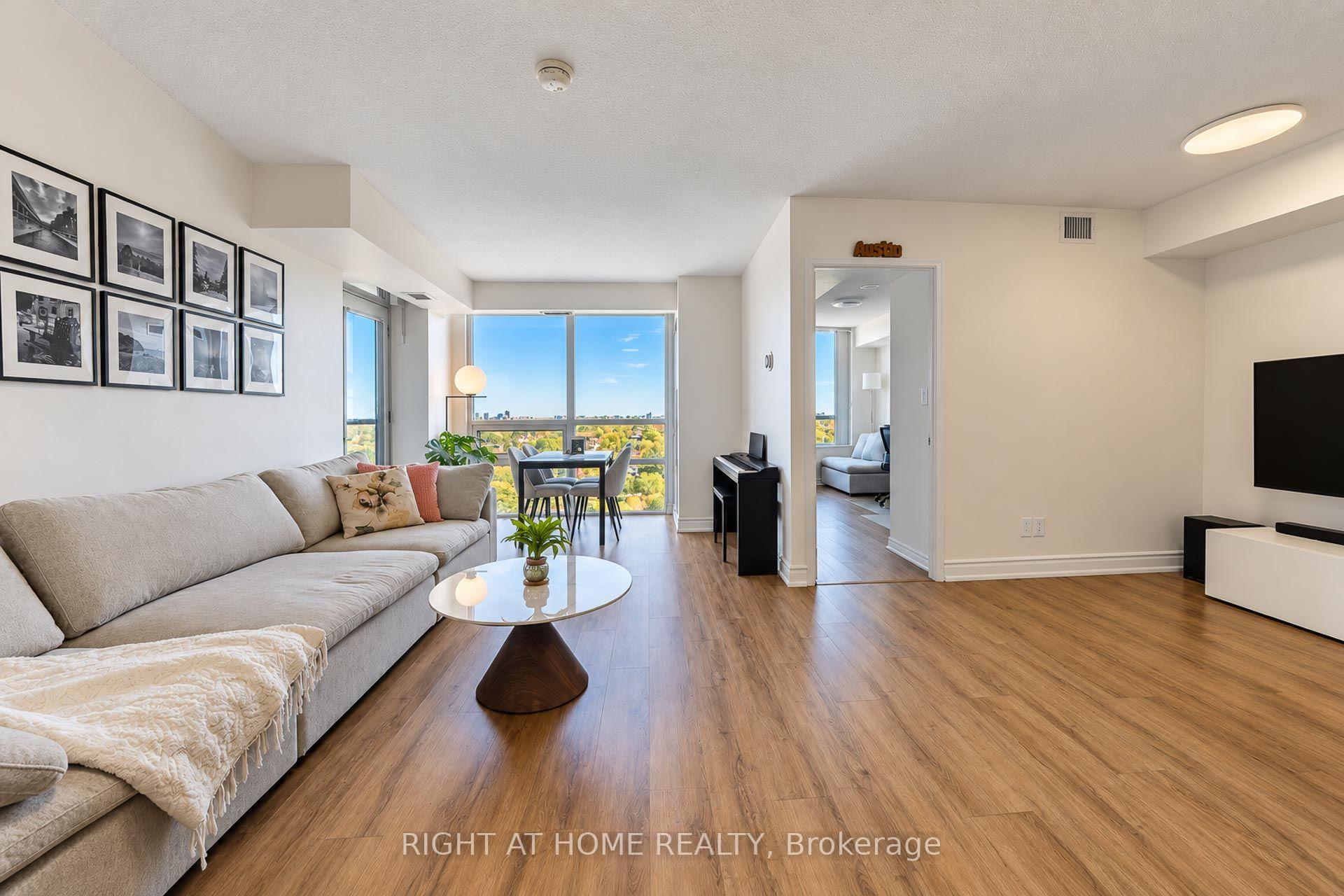 Photo 15 of Unit 2022, 35 Hollywood Avenue, North York, Willowdale East — HOMEH
