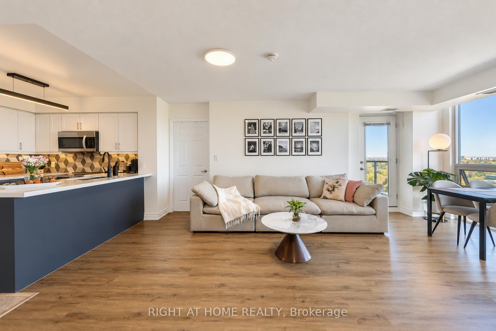 Photo 11 of Unit 2022, 35 Hollywood Avenue, North York, Willowdale East — HOMEH