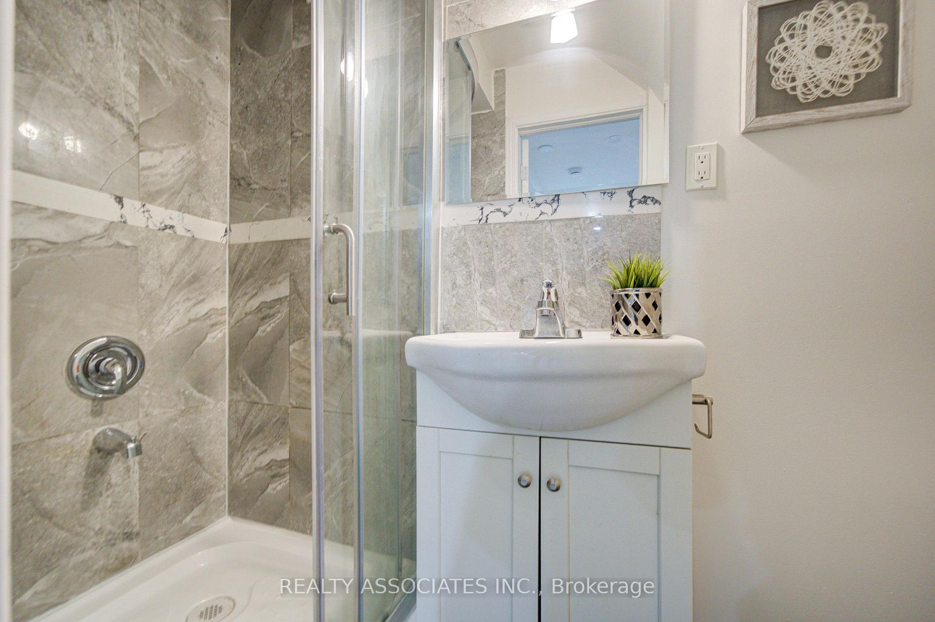 Photo 44 of 71 Highhill Drive, Scarborough, Tam O'Shanter-Sullivan — HOMEH