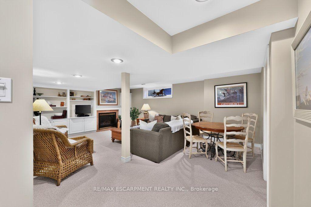 Photo 32 of 126 Wanita Road, Mississauga, Port Credit — HOMEH