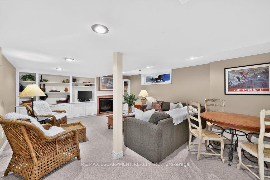Photo 33 of 126 Wanita Road, Mississauga, Port Credit — HOMEH