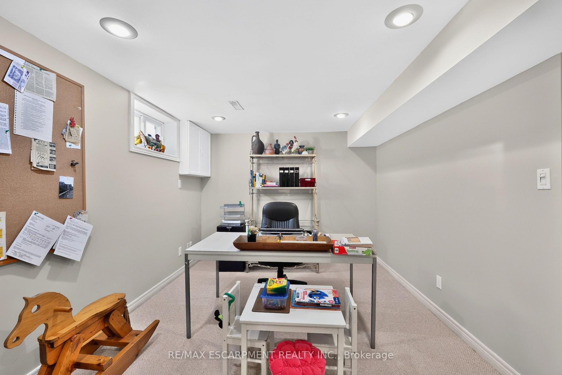Photo 36 of 126 Wanita Road, Mississauga, Port Credit — HOMEH