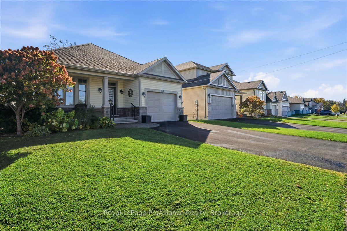 Photo 5 of 340 Cannifton Road N, Belleville, Thurlow Ward — HOMEH